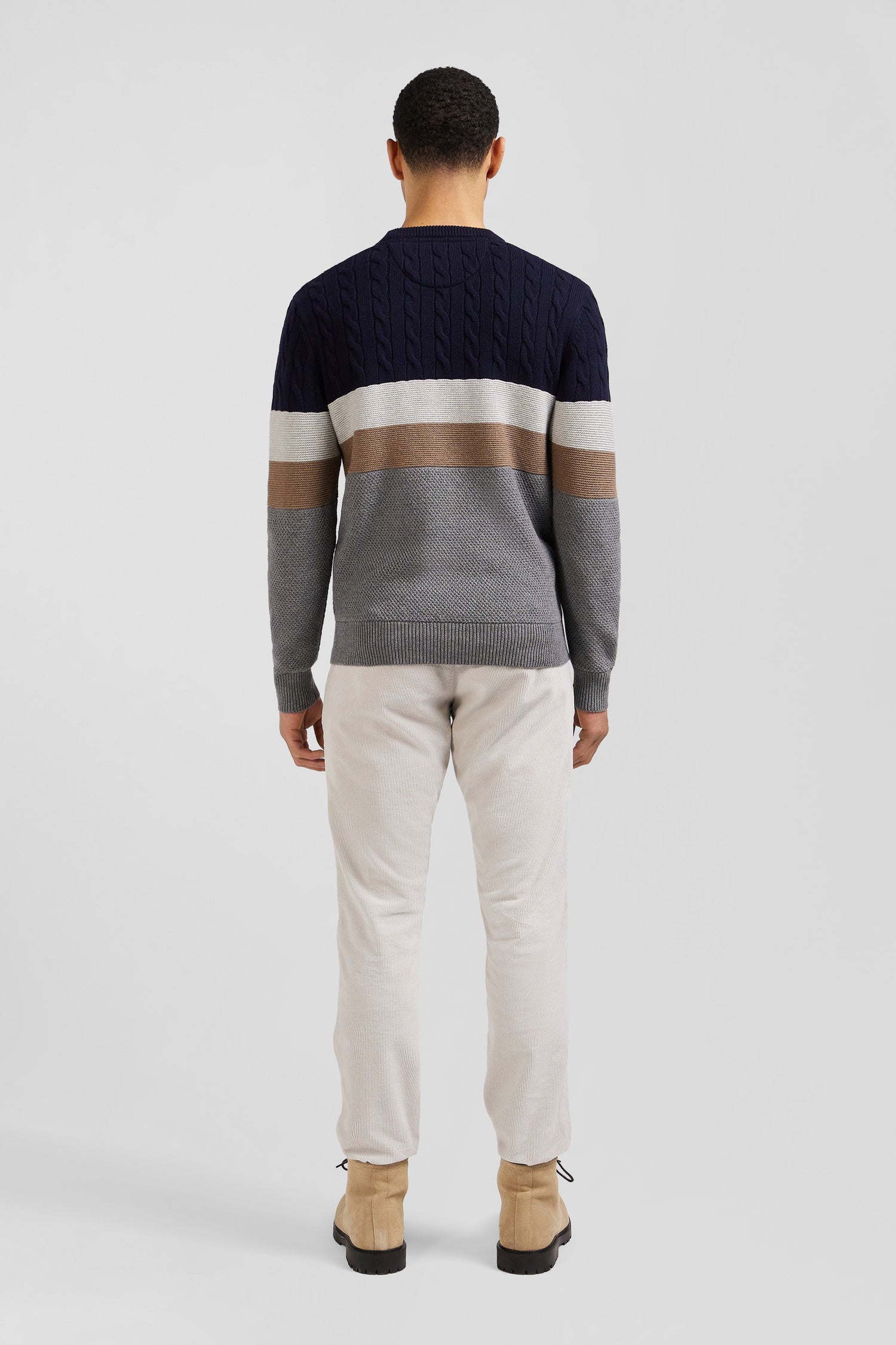 Regular grey wool and cotton crew neck jumper with knit patterns