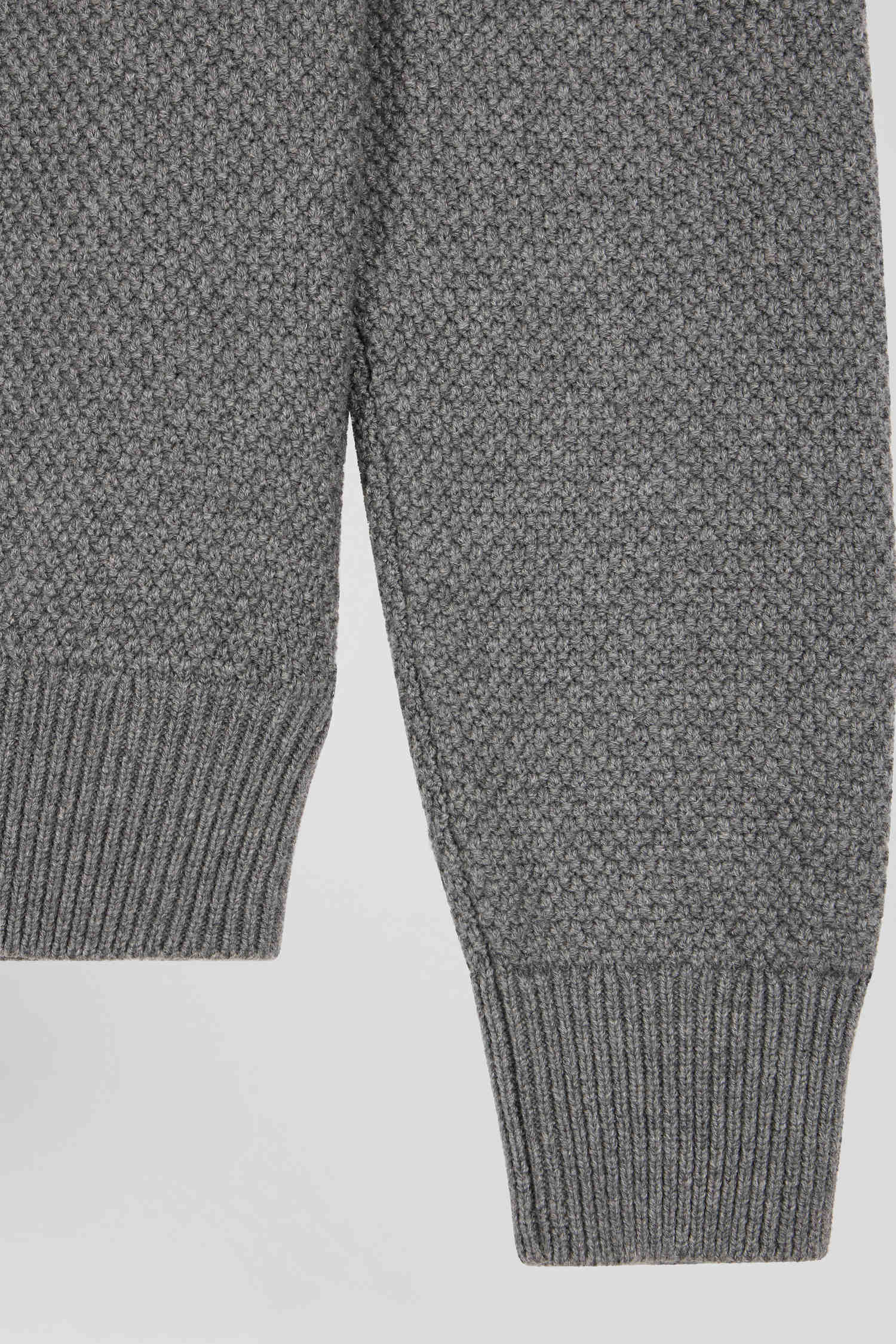 Regular grey wool and cotton crew neck jumper with knit patterns