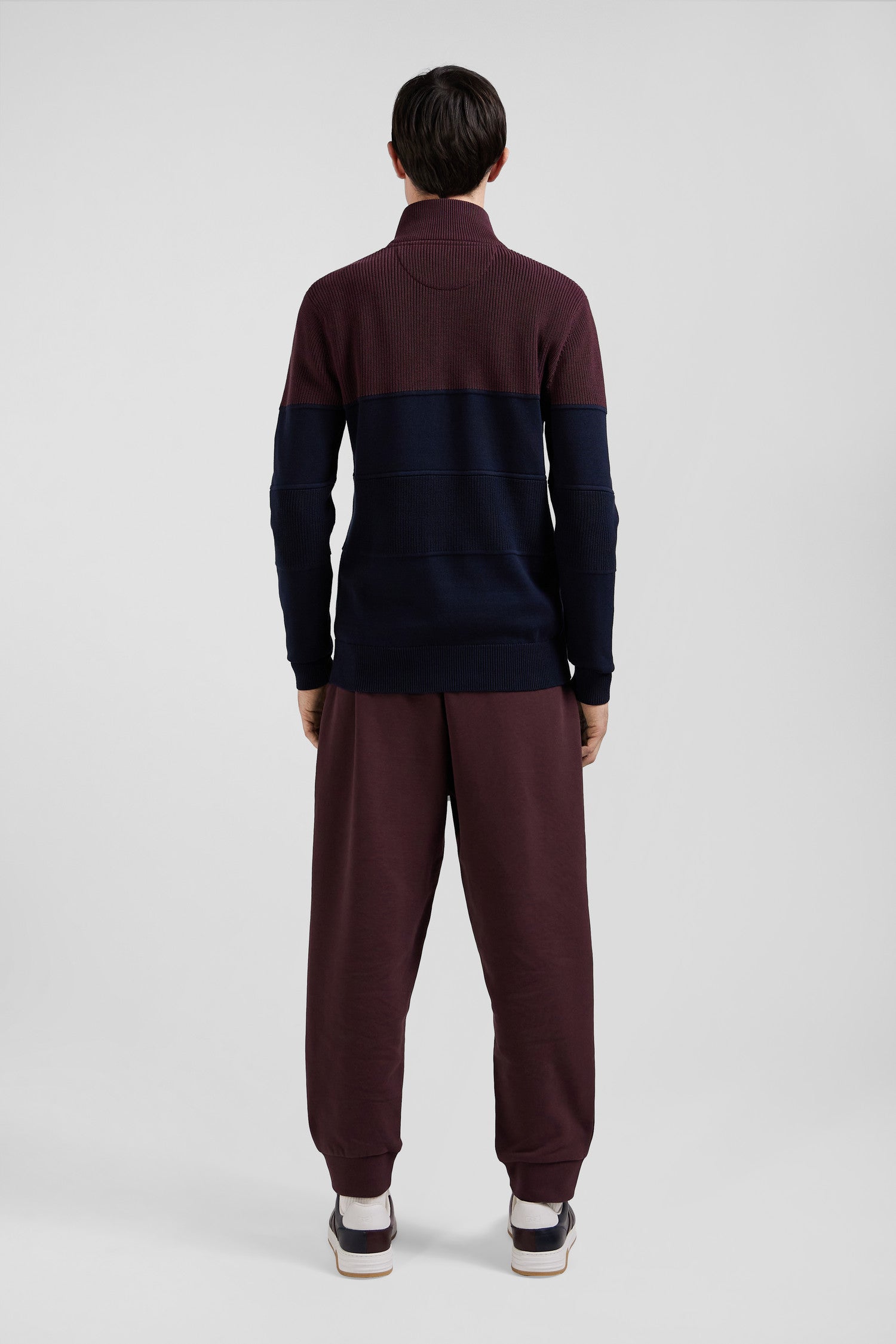 Regular burgundy cotton semi-zipped jumper with knit patterns