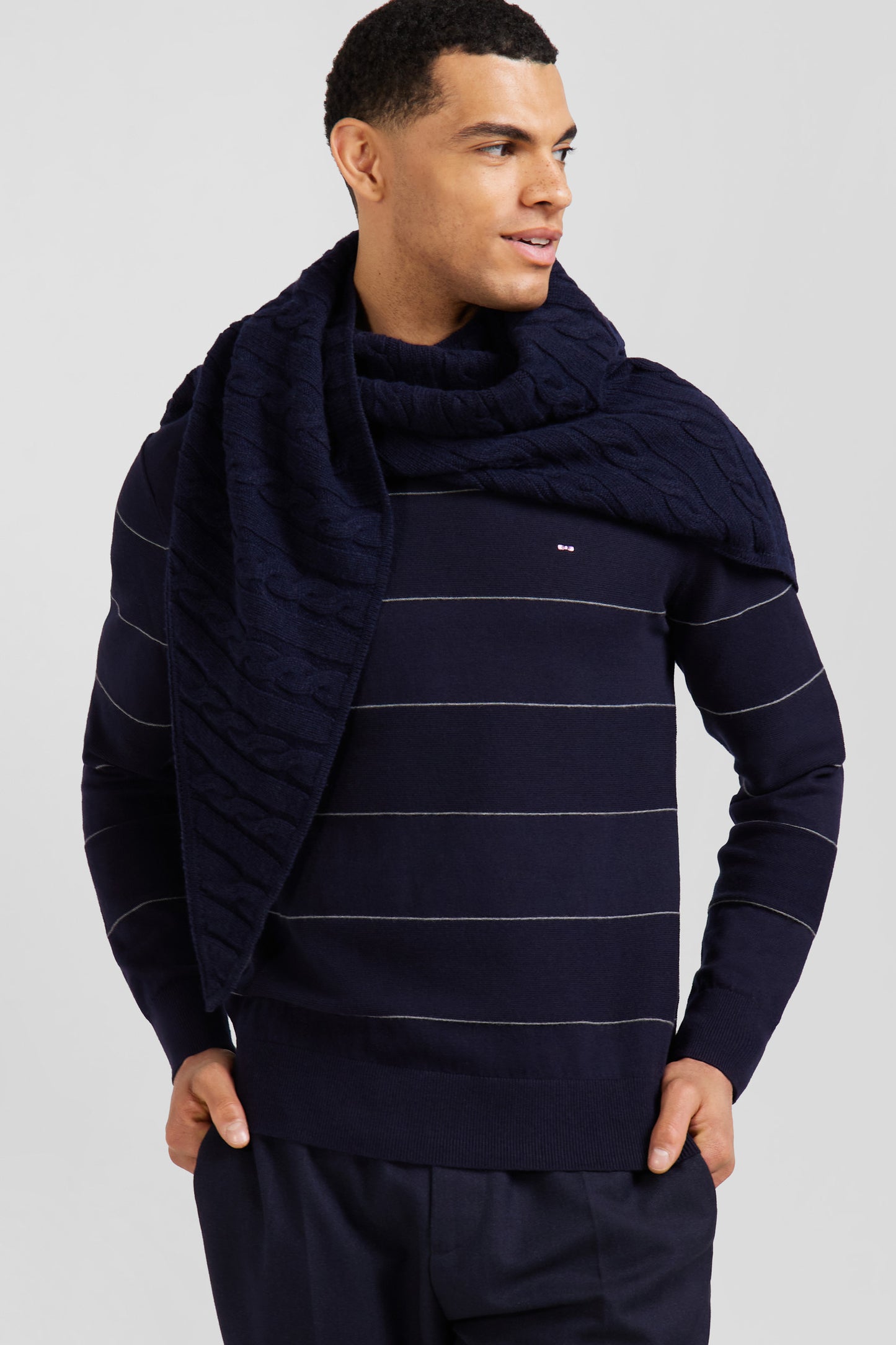 Regular navy striped cotton and cashmere crew neck jumper