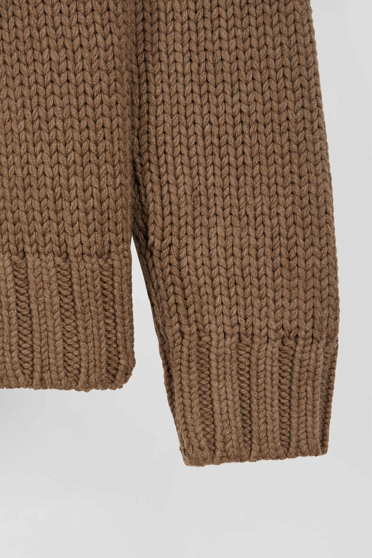 Regular brown wool and cotton blend turtleneck jumper