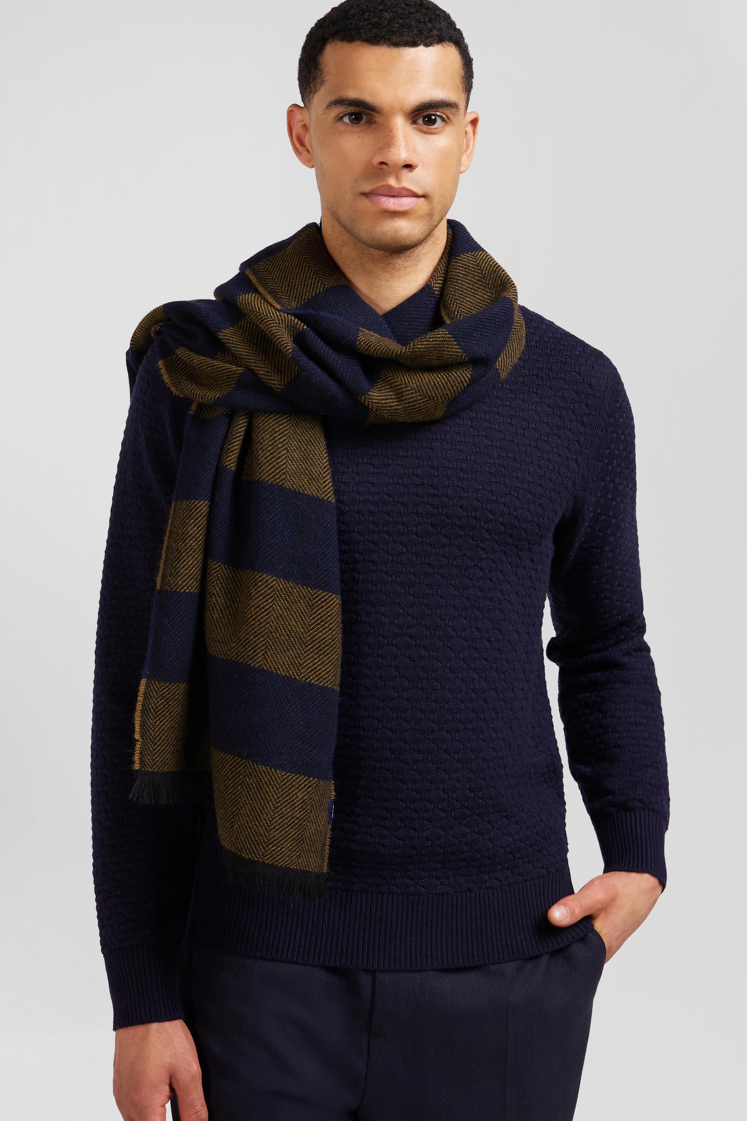 Regular navy blue wool and cotton crew neck jumper with micro bow tie effect