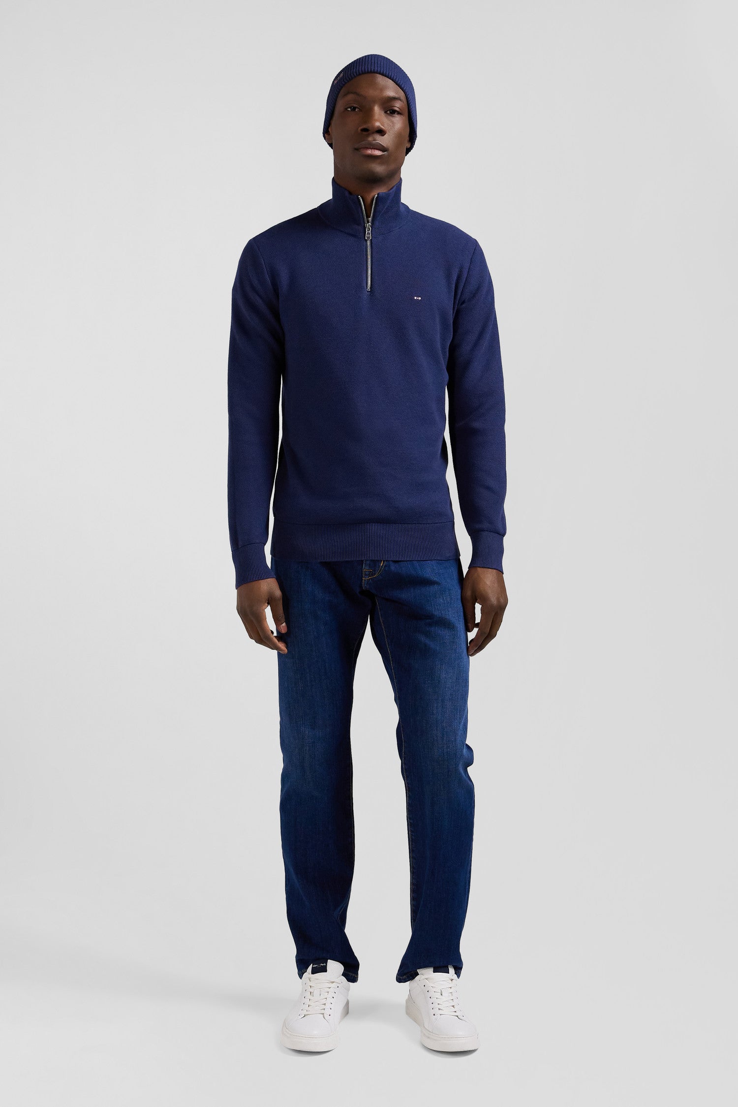 Regular dark blue cotton semi-zipped jumper