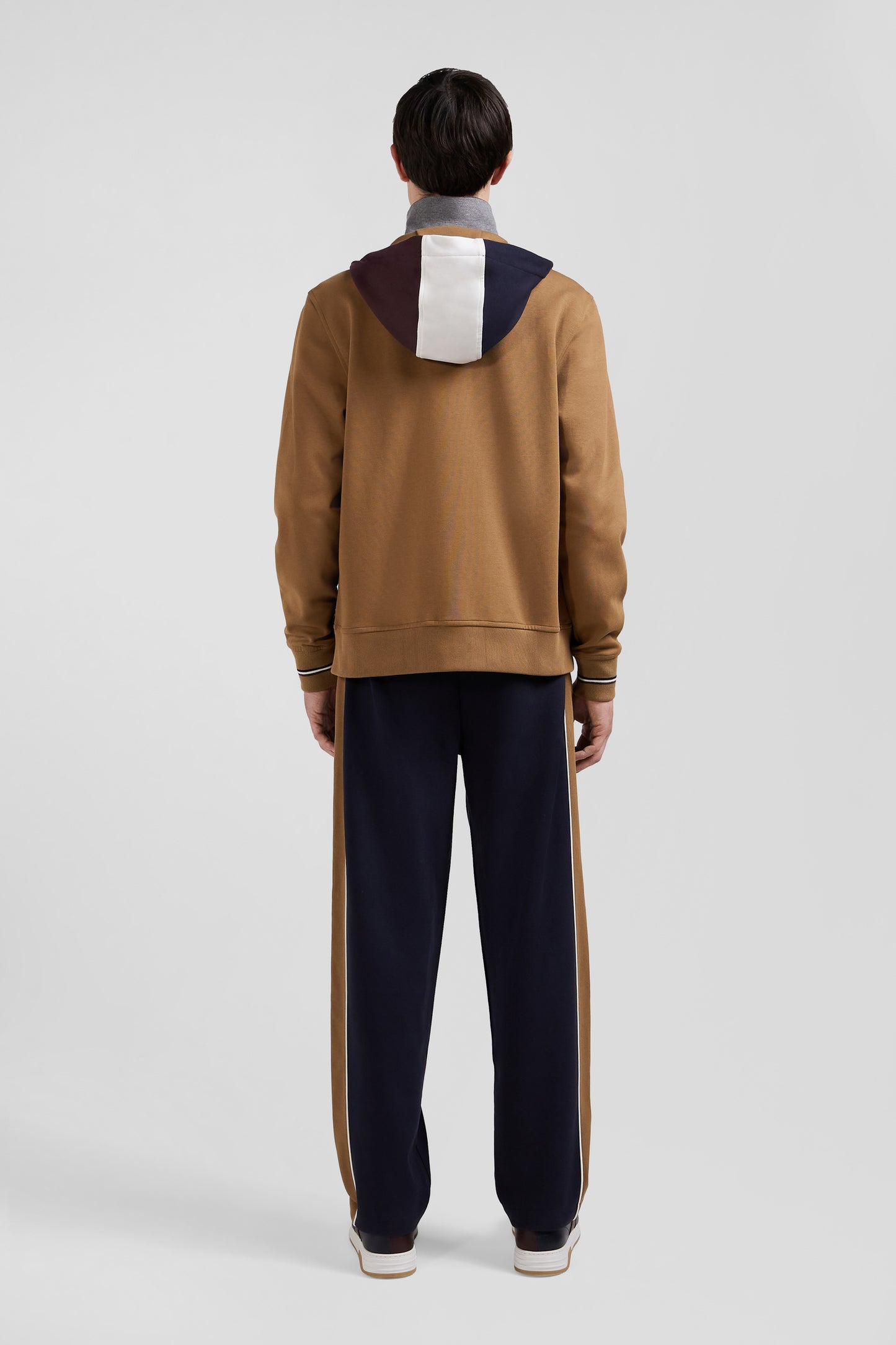 Two-material zip-up sweatshirt with quilted trim in hazelnut and navy Regular fit