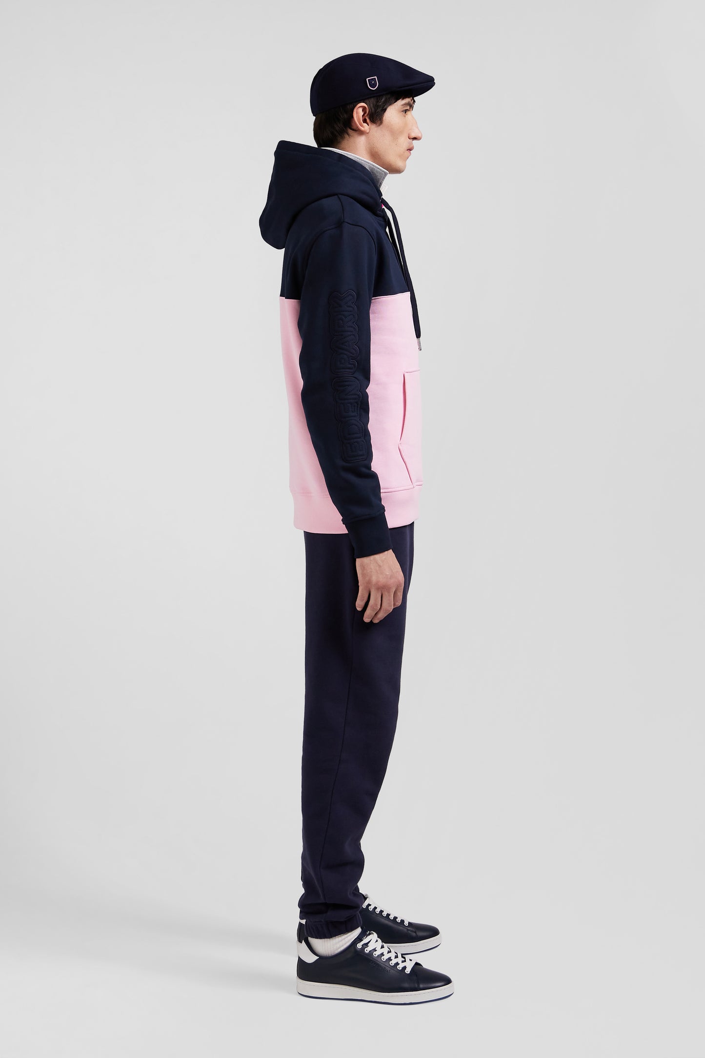 Regular pink cotton hoodie