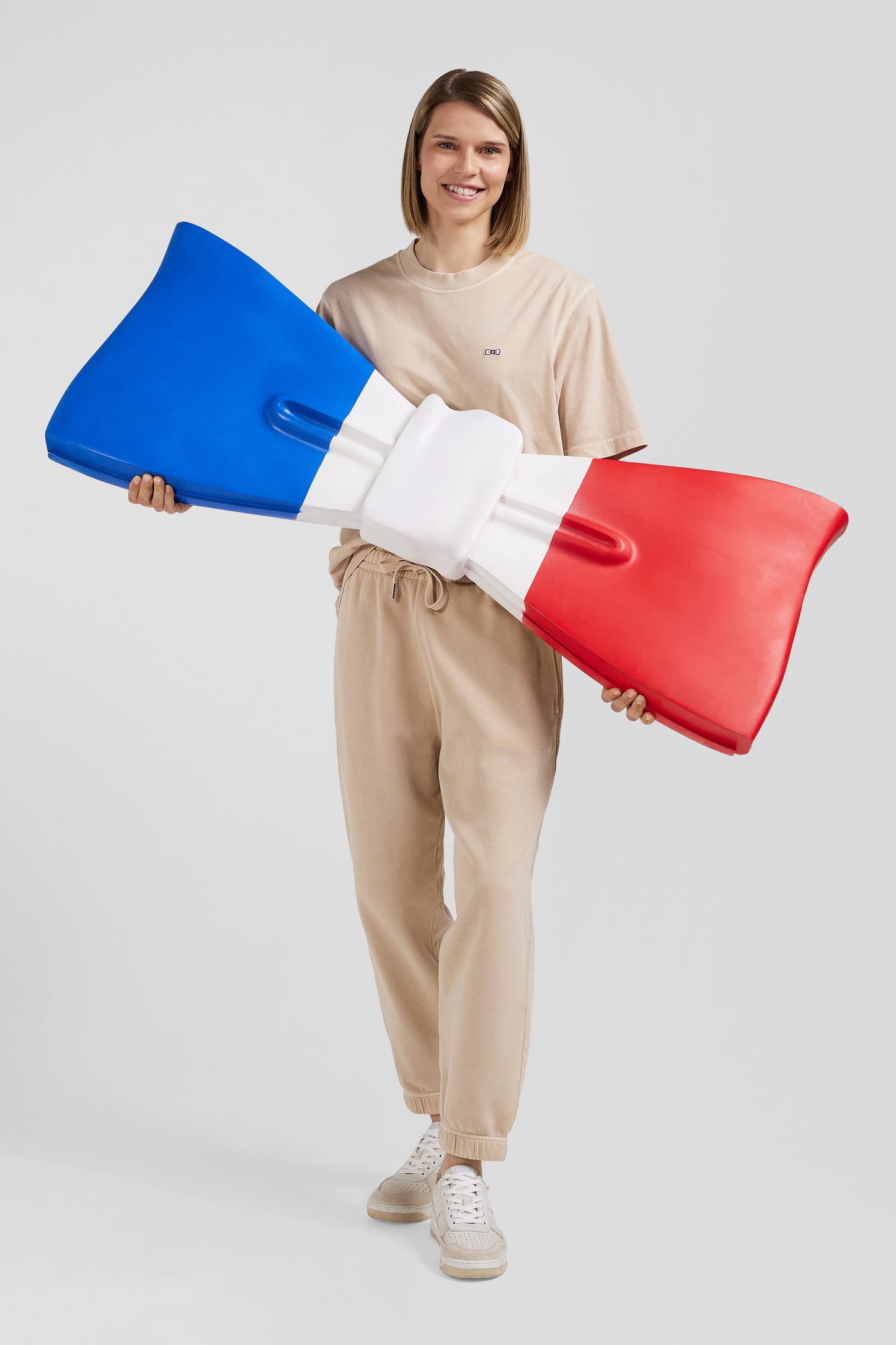 Oversize beige unisex short-sleeved T-shirt in overdyed cotton