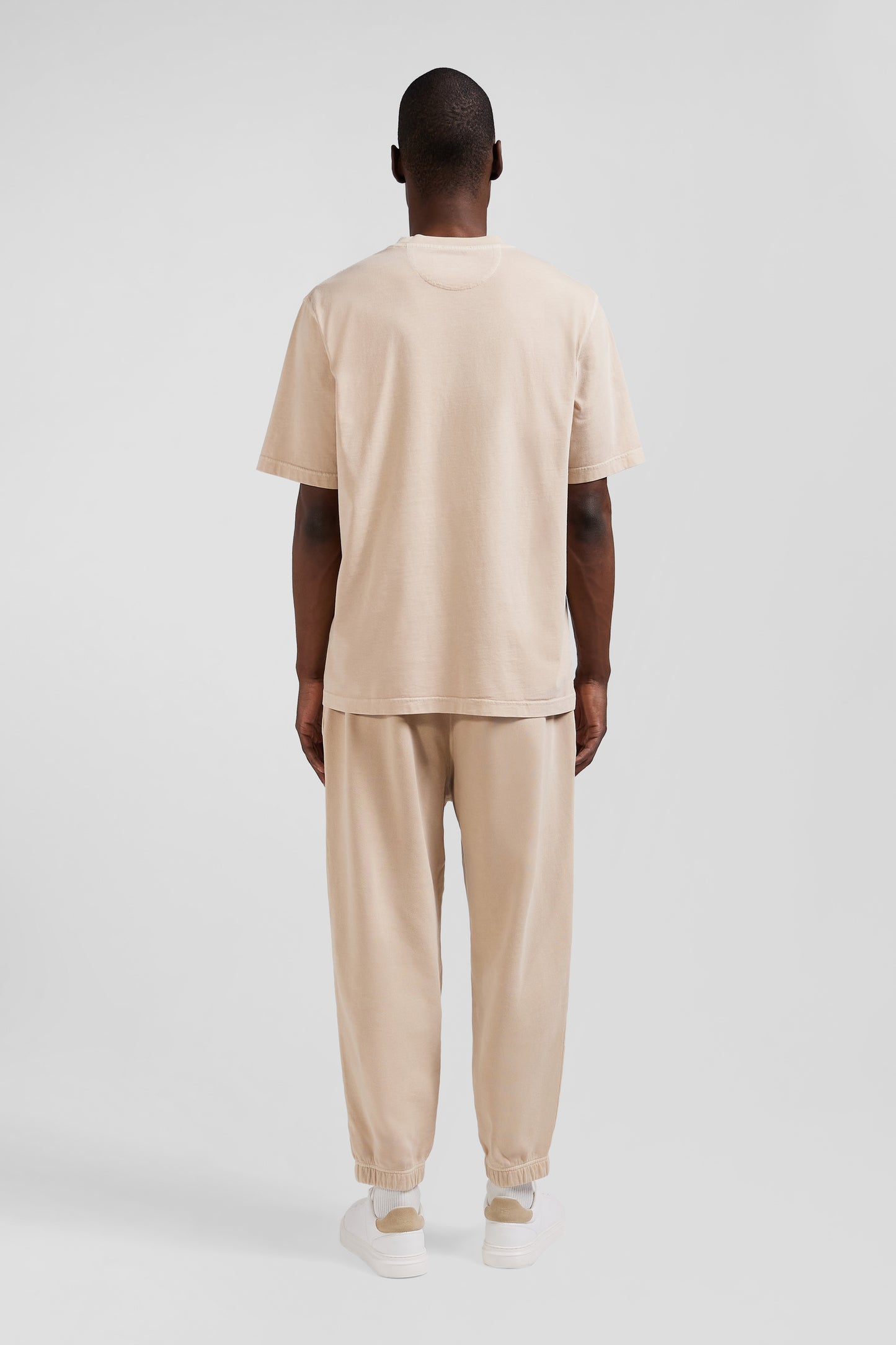 Oversize beige unisex short-sleeved T-shirt in overdyed cotton