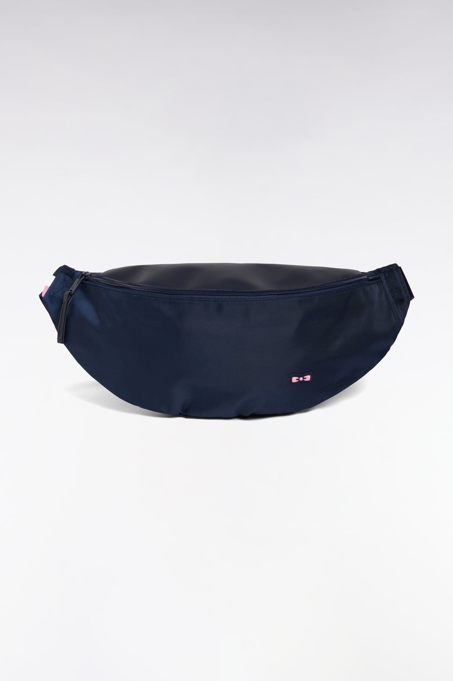 Banana bag in navy nylon
