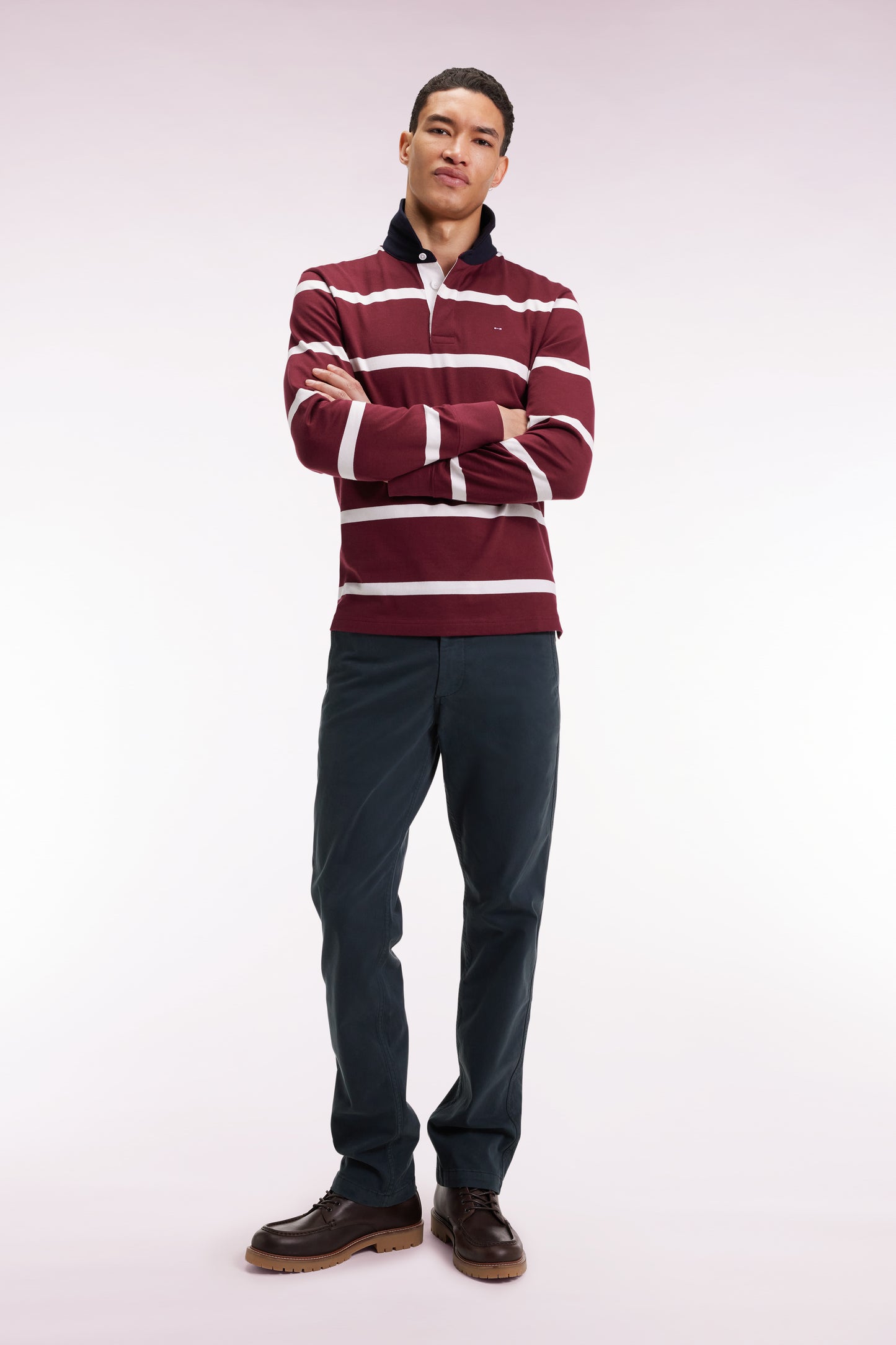 Pleatless chino pants in bottle-green stretch cotton