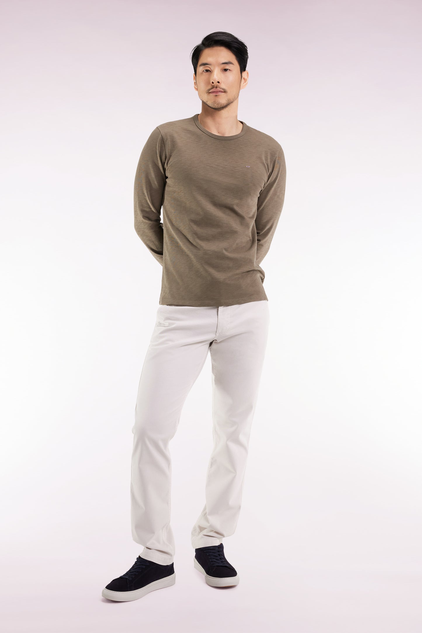 Pleatless chino pants in ecru stretch cotton