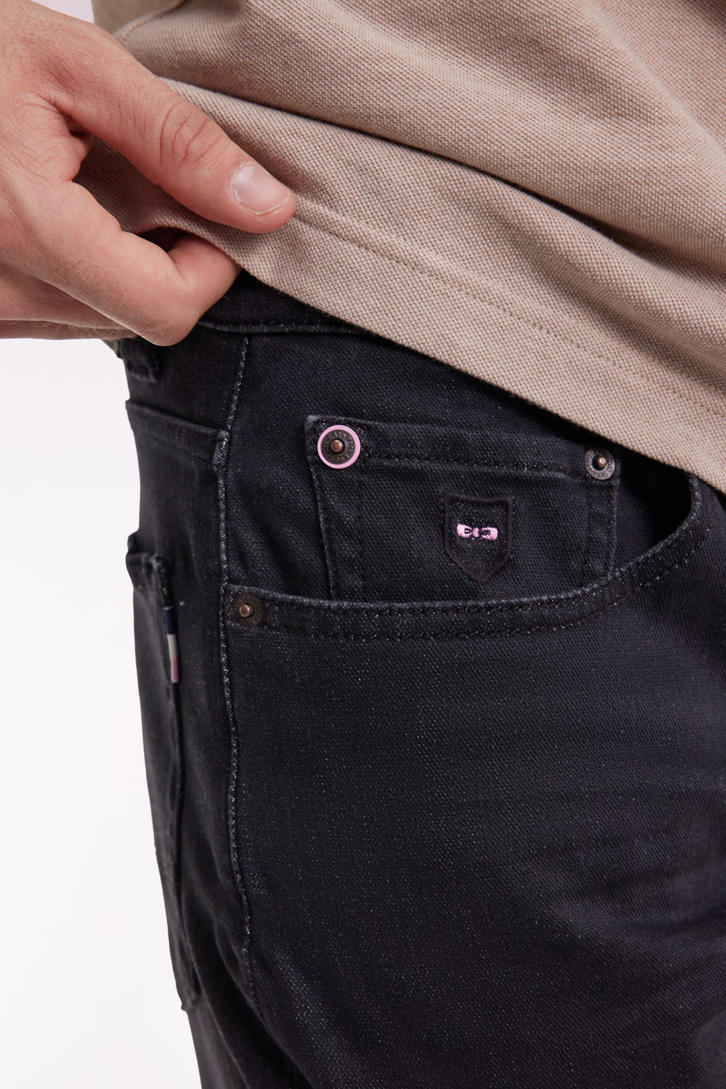 5-pocket jeans in black stretch denim blend with slim fit
