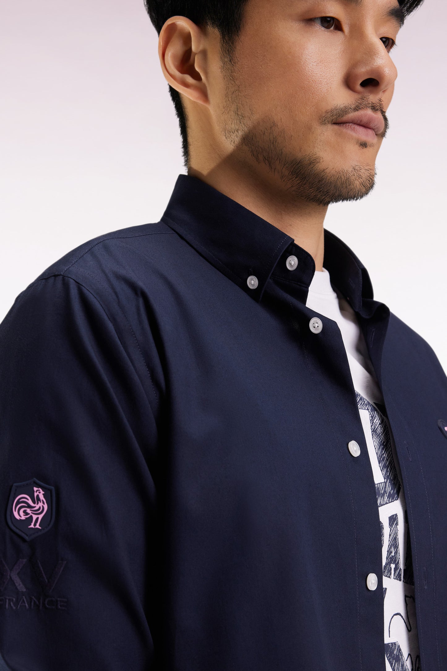 Navy cotton shirt with XV de France embroidery, straight cut