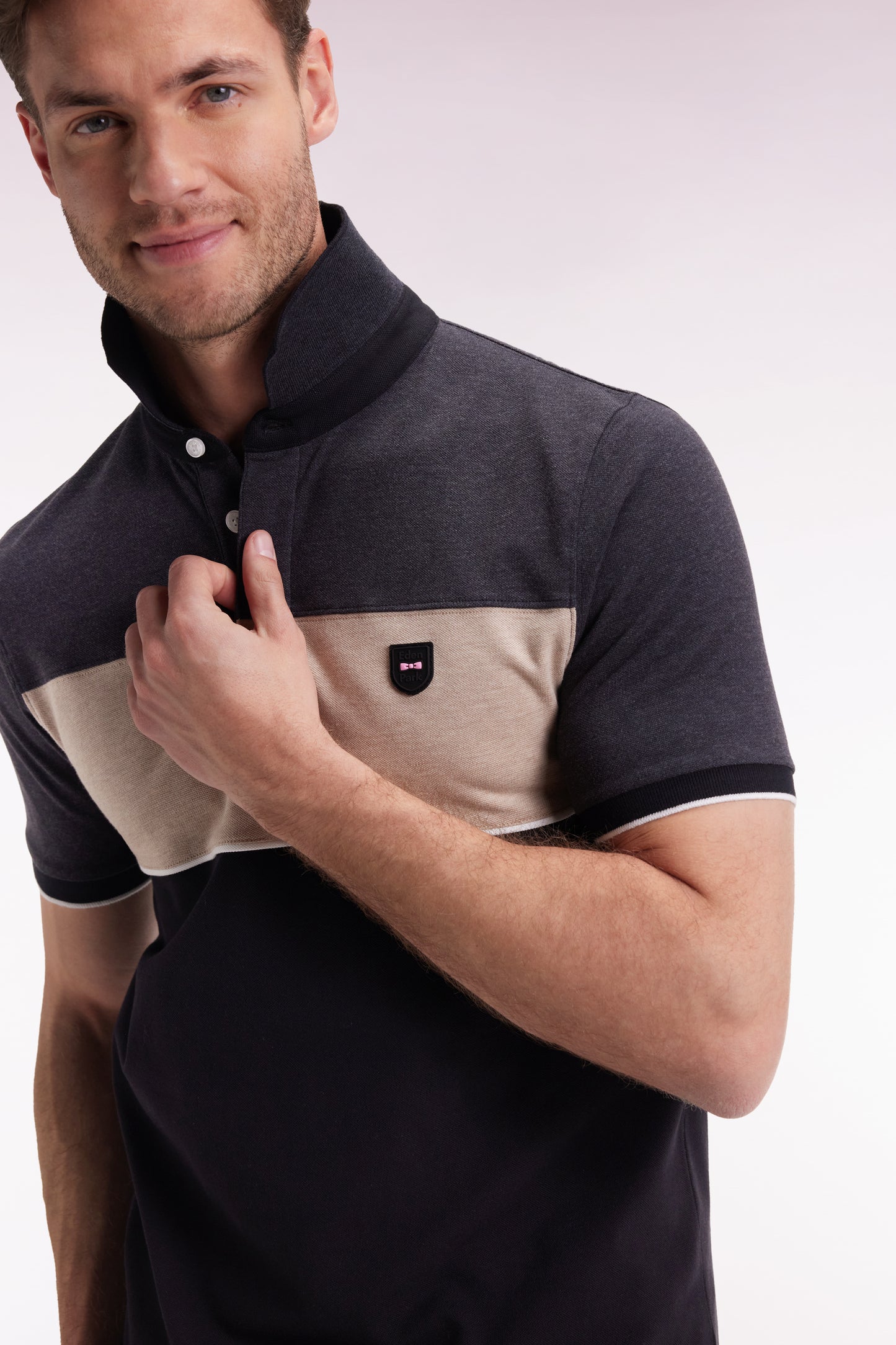 Three-tone short-sleeved polo shirt in grey stretch cotton piqué with slim fit