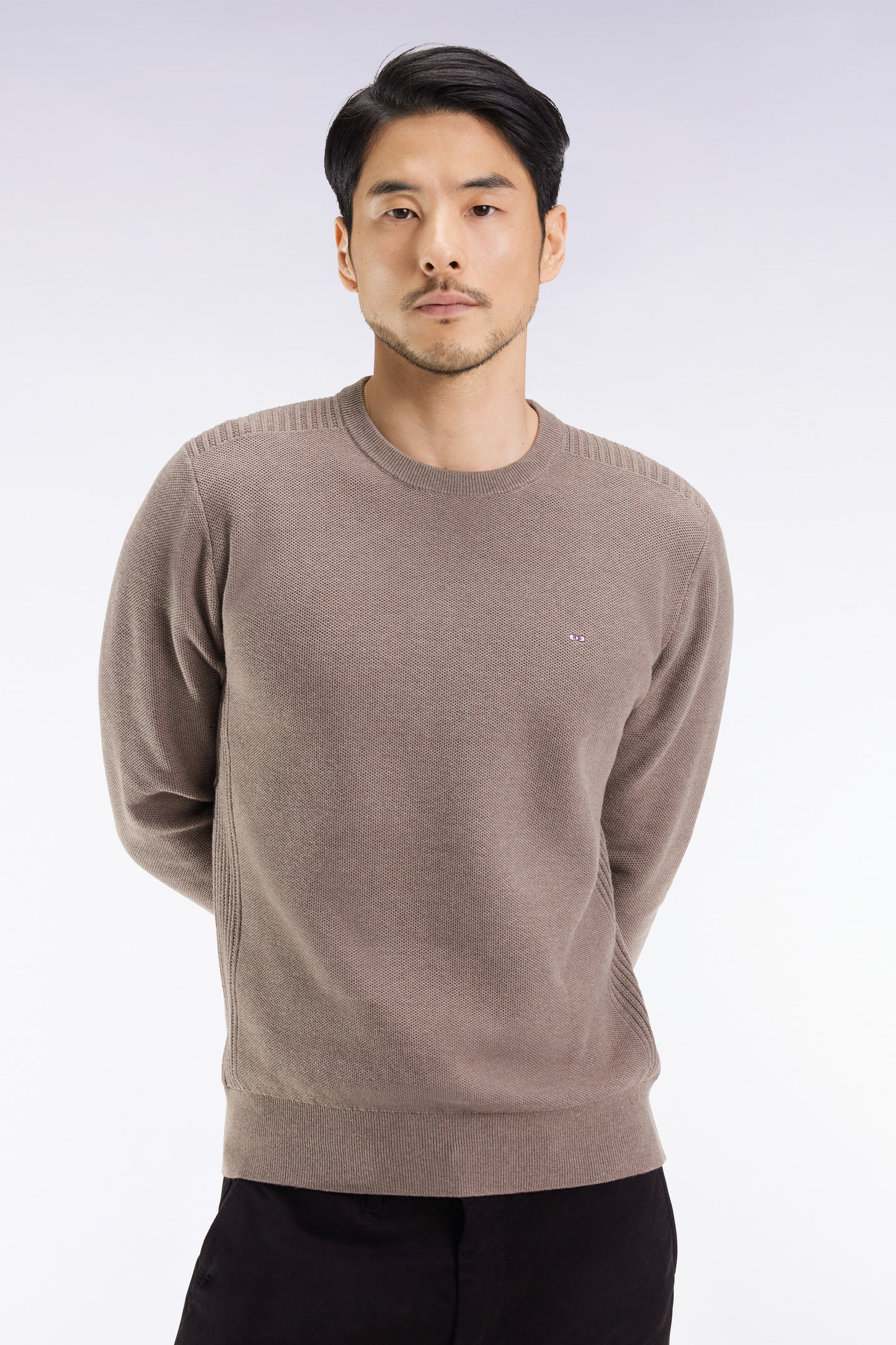 Pull col rond en coton nid d'abeille marron