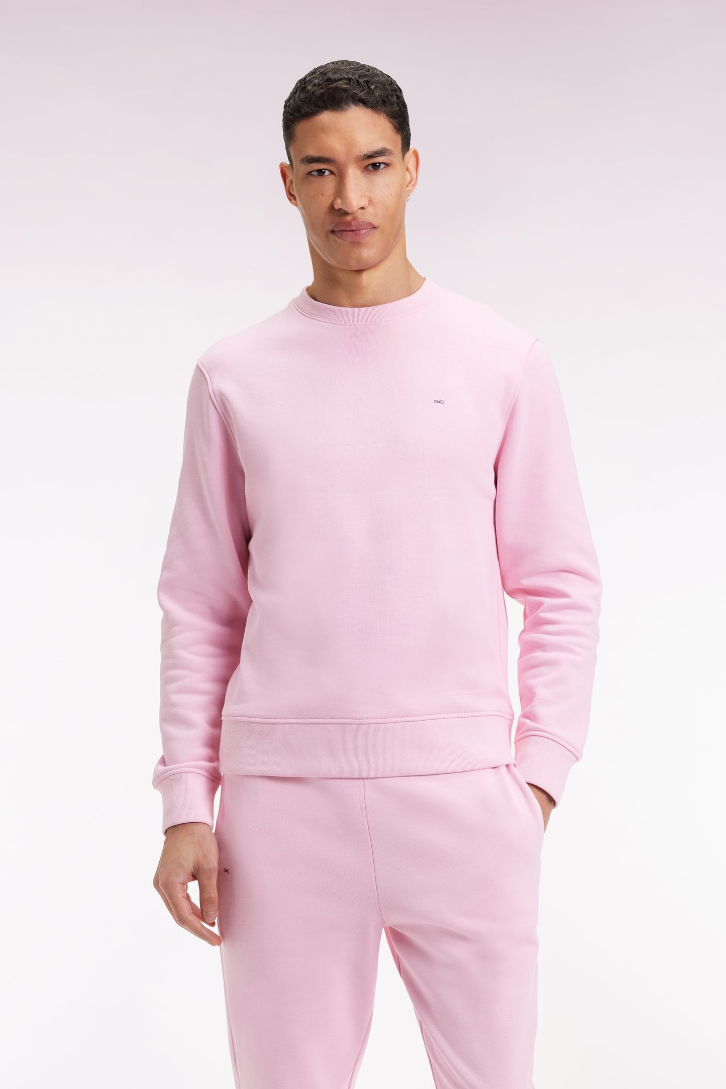 Pink cotton round-neck sweatshirt, straight cut