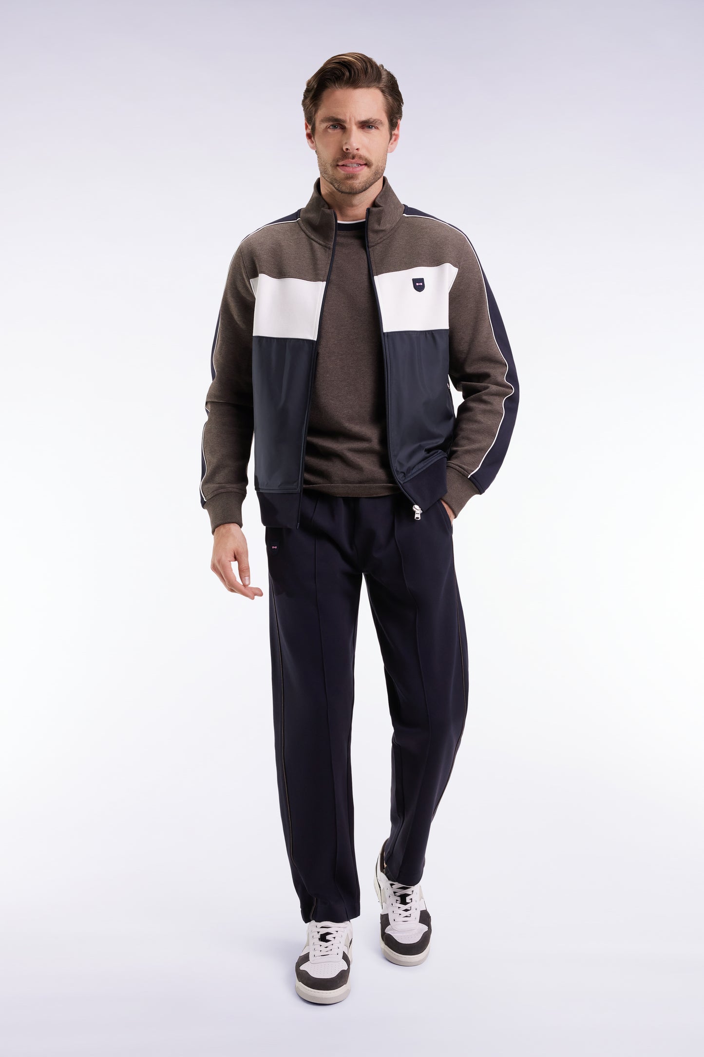 Two-material zip-up sweatshirt in brown quilted nylon