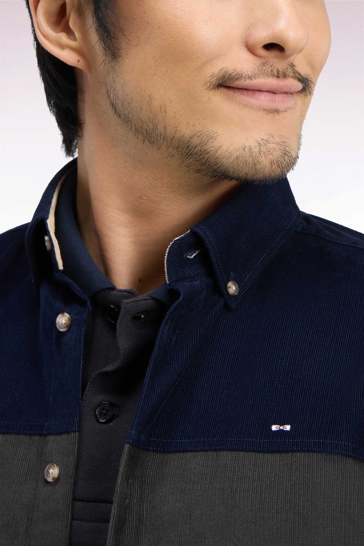 Straight cut tricolor corduroy shirt
