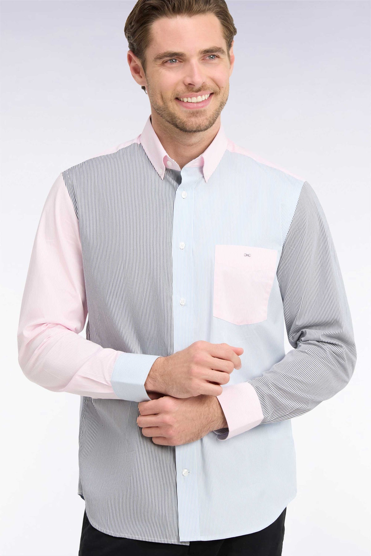Chemise rayée en coton tricolore coupe droite