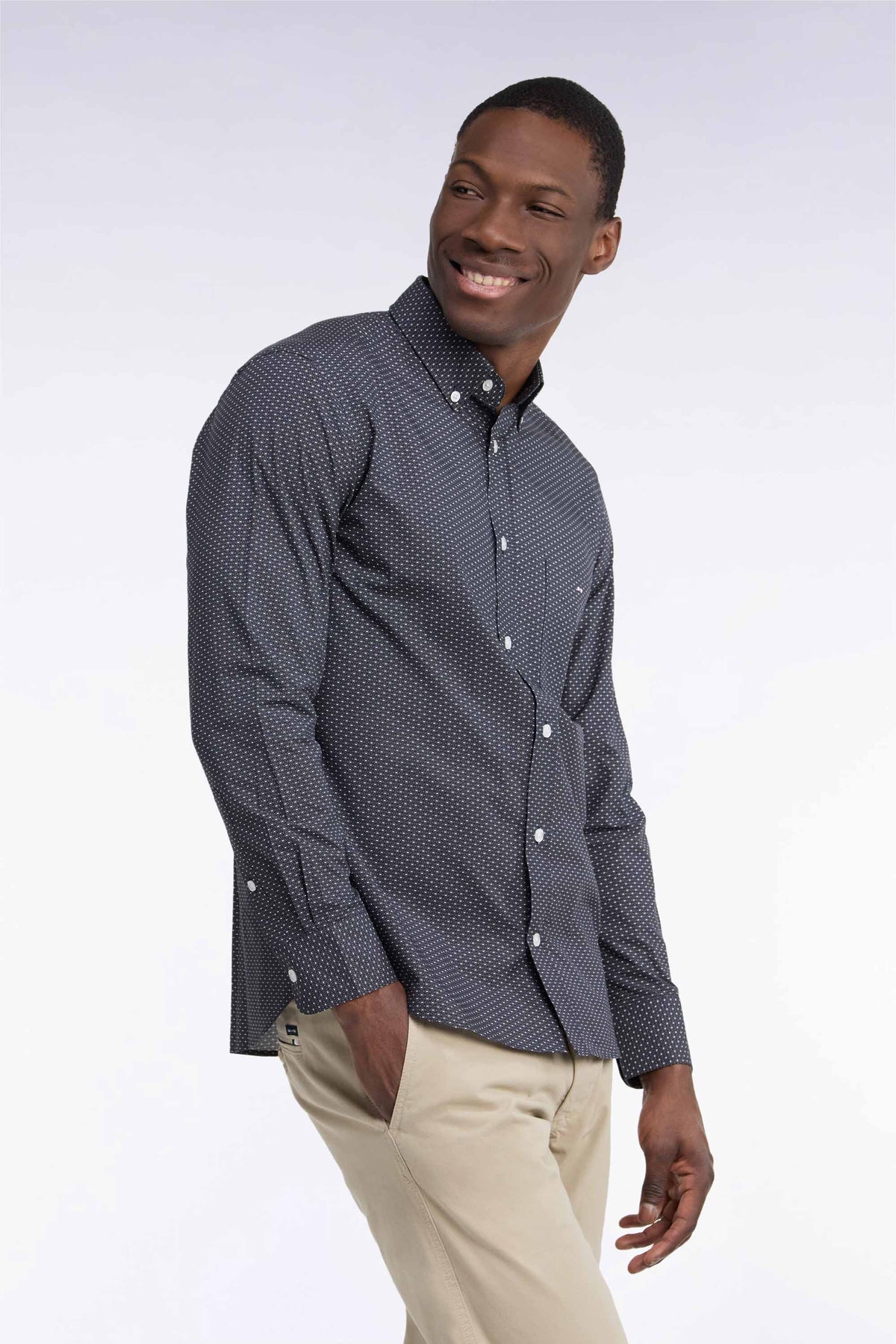 Chemise en coton kaki à micromotifs coupe droite