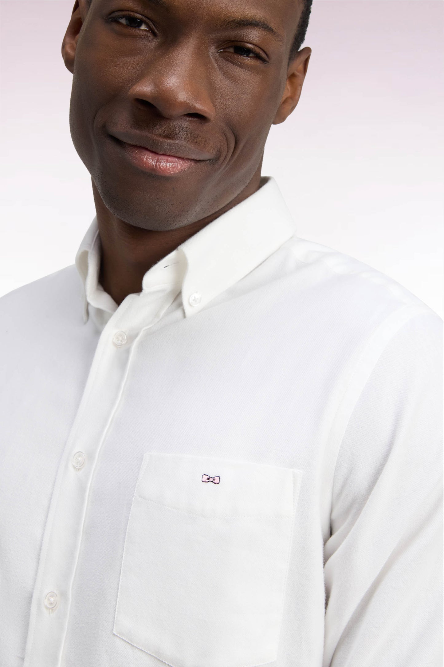 Chemise unie en coton ivoire coupe droite