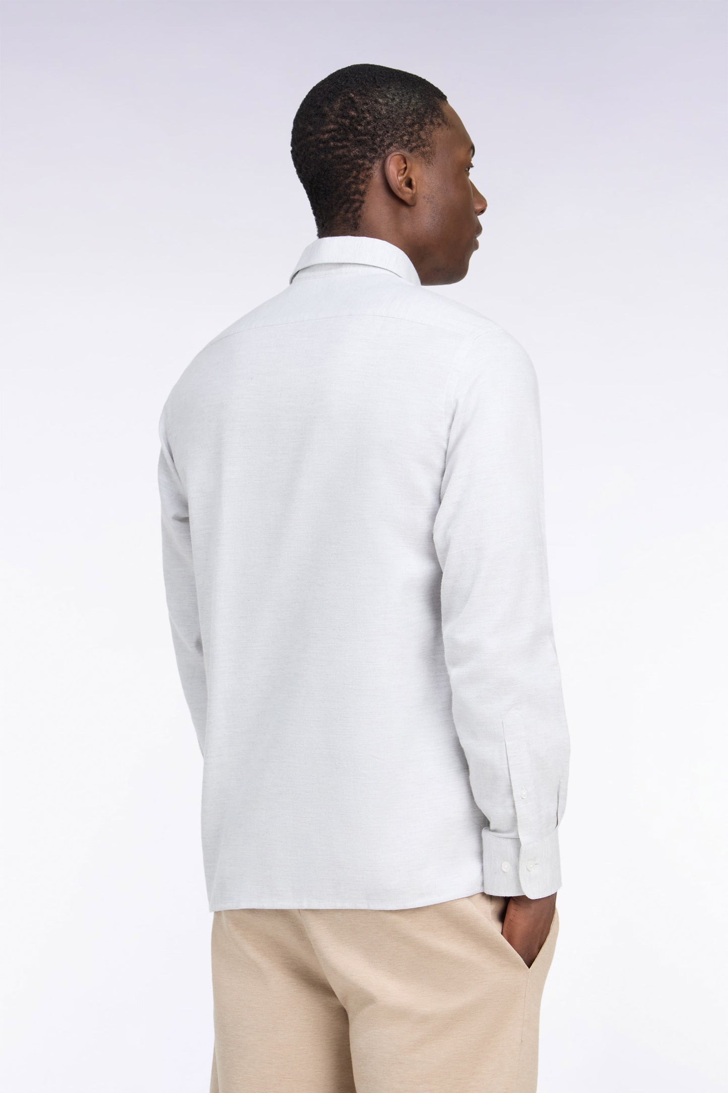 Chemise unie en coton gris chiné coupe droite
