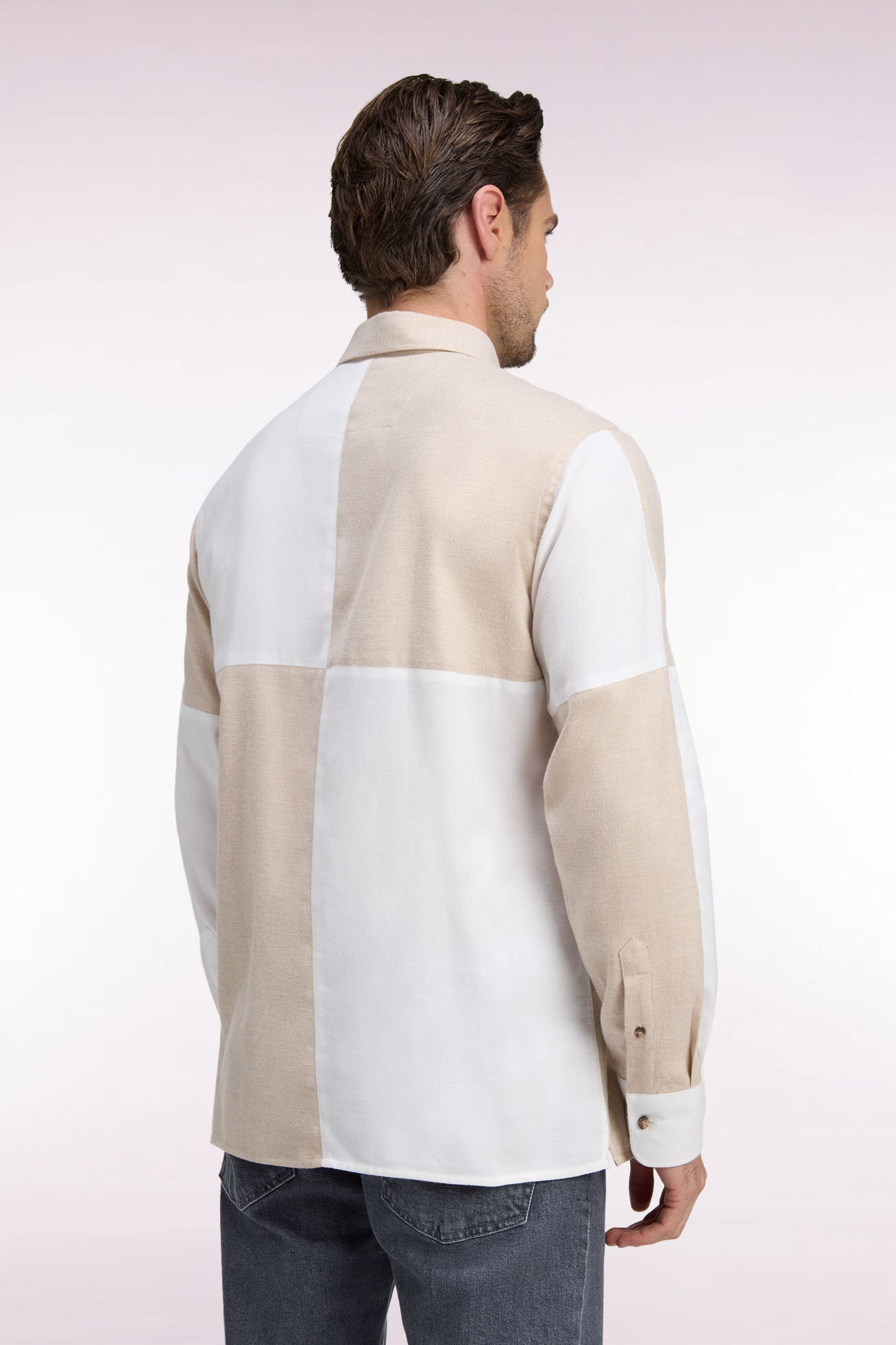 Chemise en coton beige et écrue coupe droite