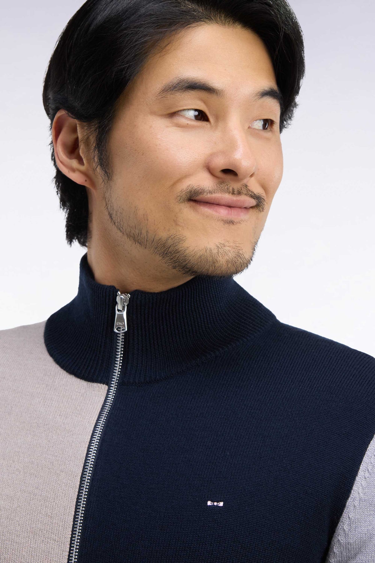 Straight-fit cutout merino wool zipped cardigan