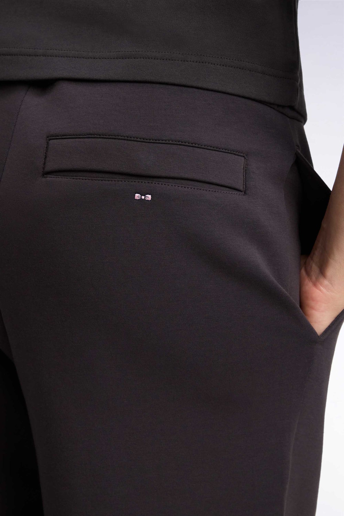 Loose fit brown unisex jogging pants