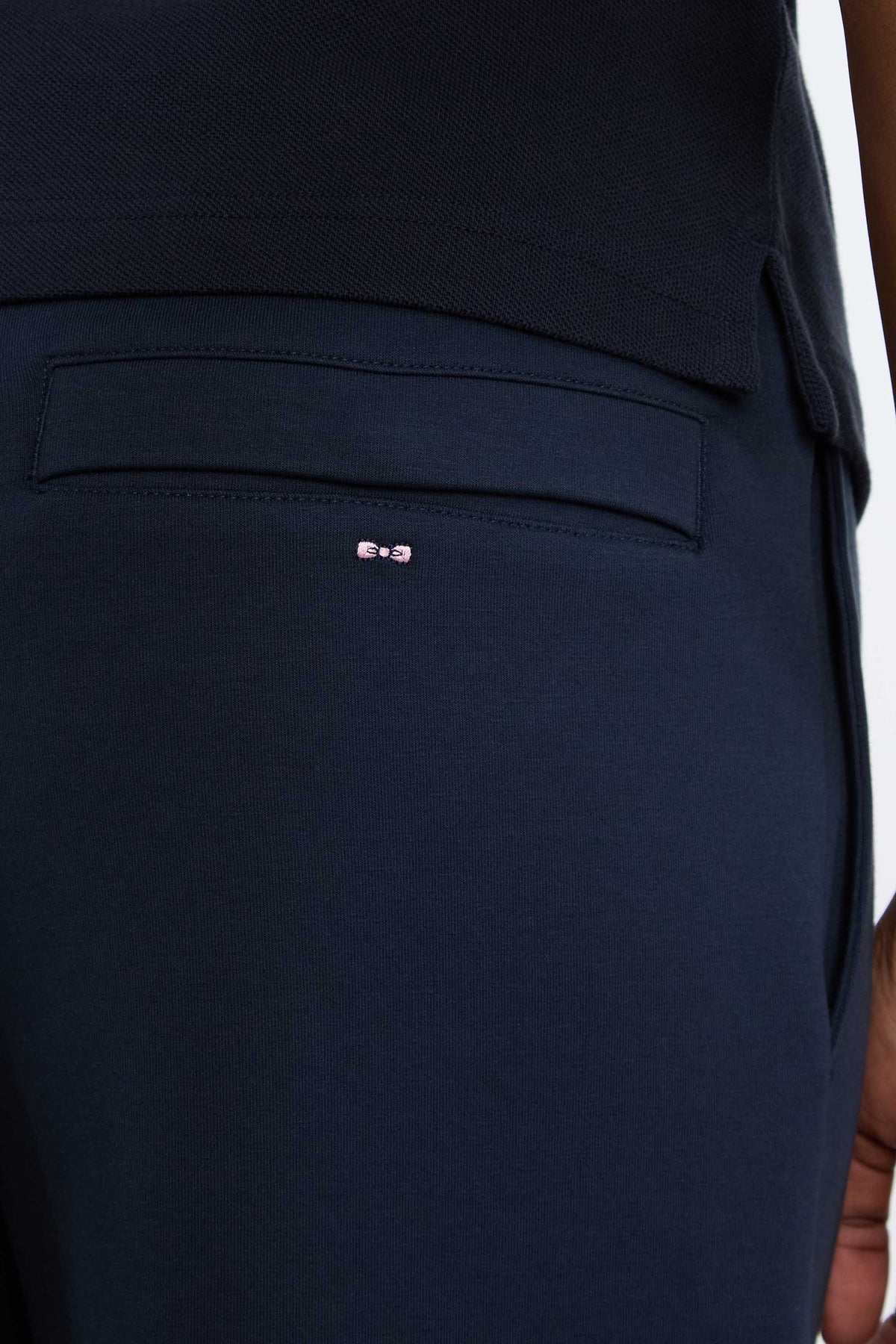 Unisex joggers in navy heather loose fit interlock