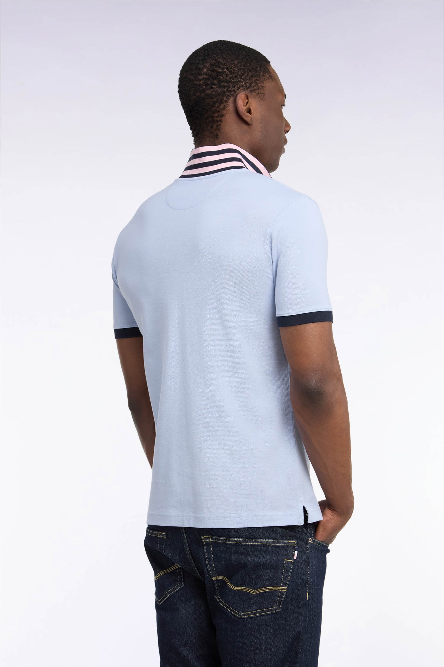 Polo manches courtes sous-col rayé en coton Pima gris coupe droite