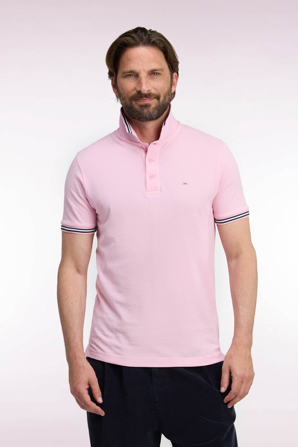Polo manches courtes en piqué coton rose coupe droite