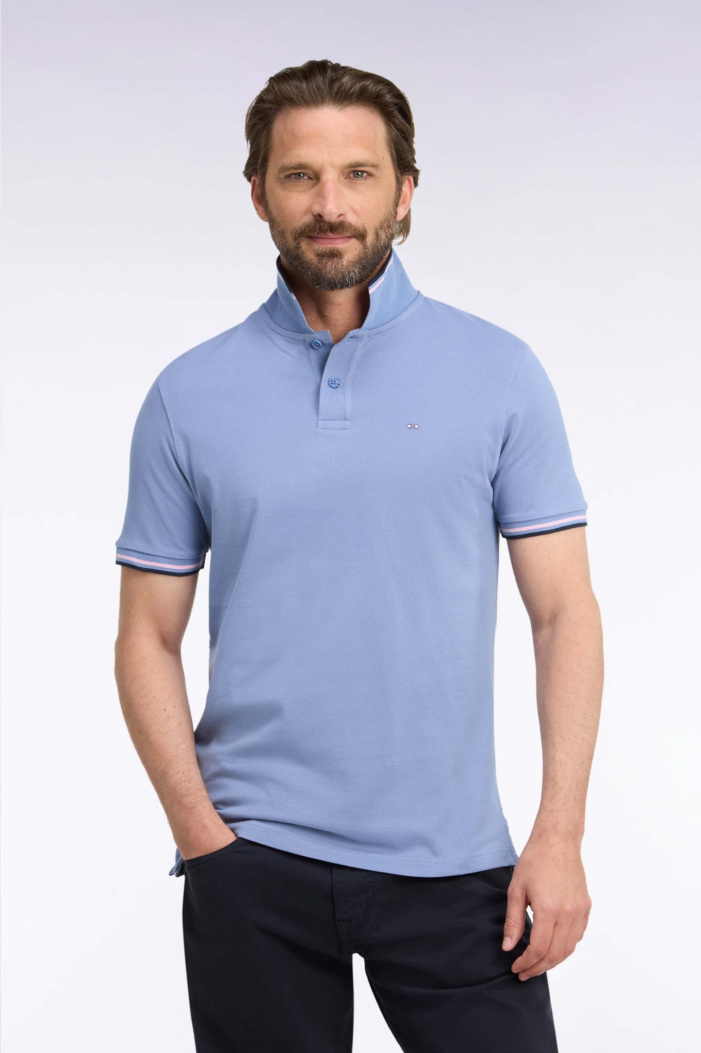 Polo manches courtes en piqué coton bleu coupe droite