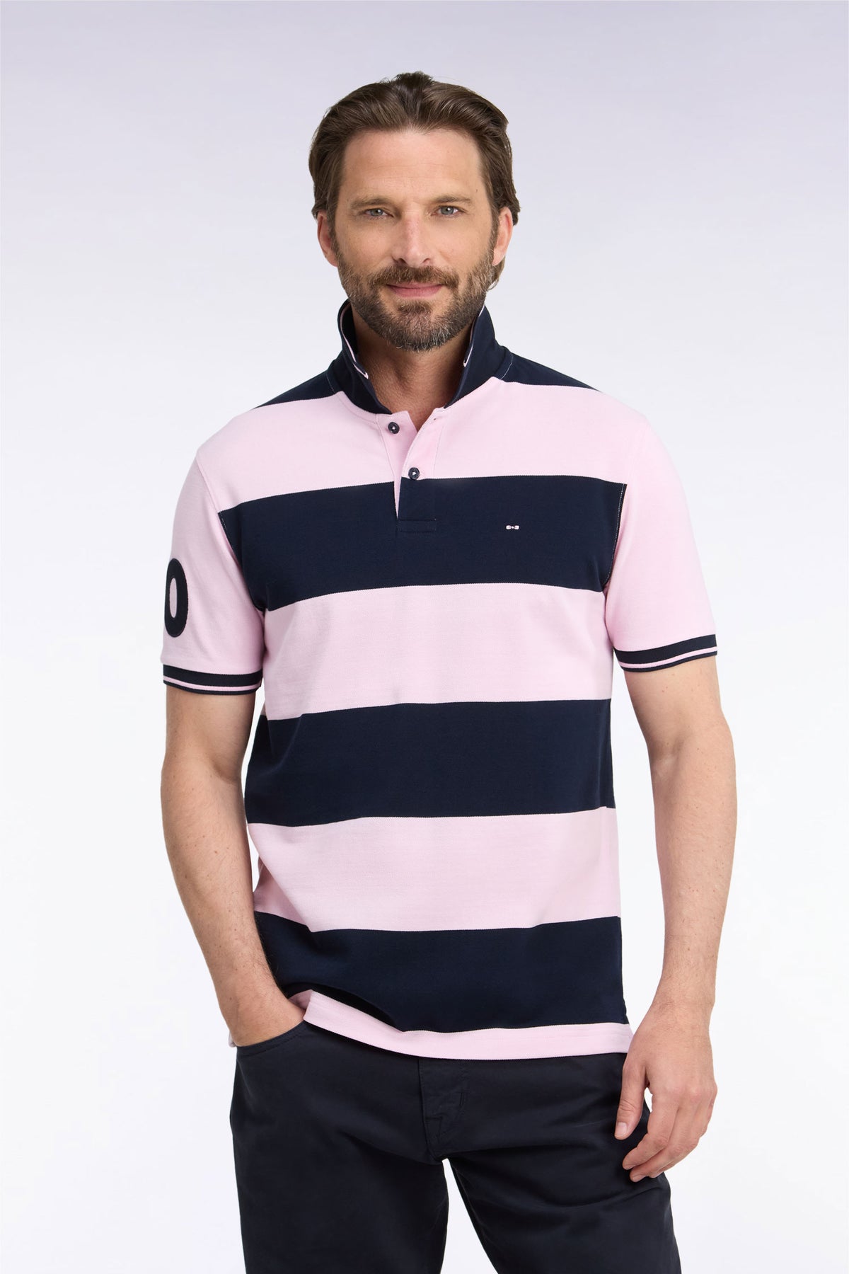 Polo manches courtes à rayures rugby roses et marine coupe droite