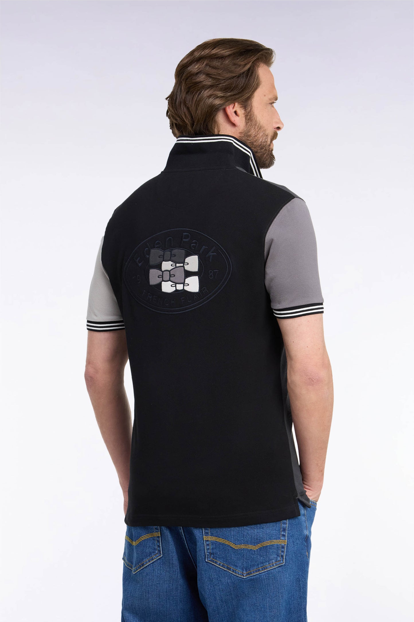 Polo manches courtes en coton tricolore gris coupe droite