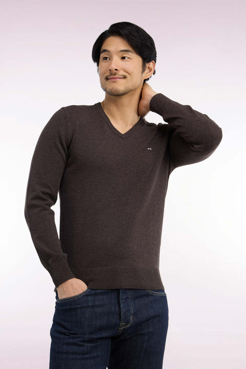 Straight cut brown wool and cotton V-neck sweater - Image 1