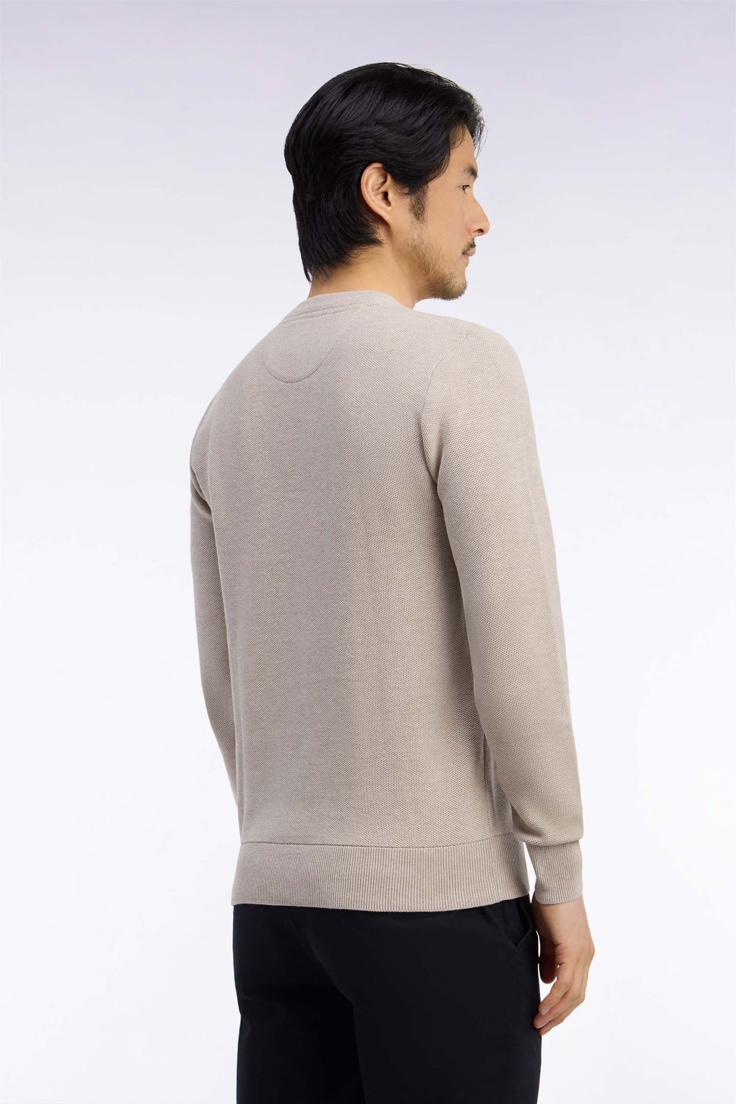 Pull col rond en coton beige coupe droite