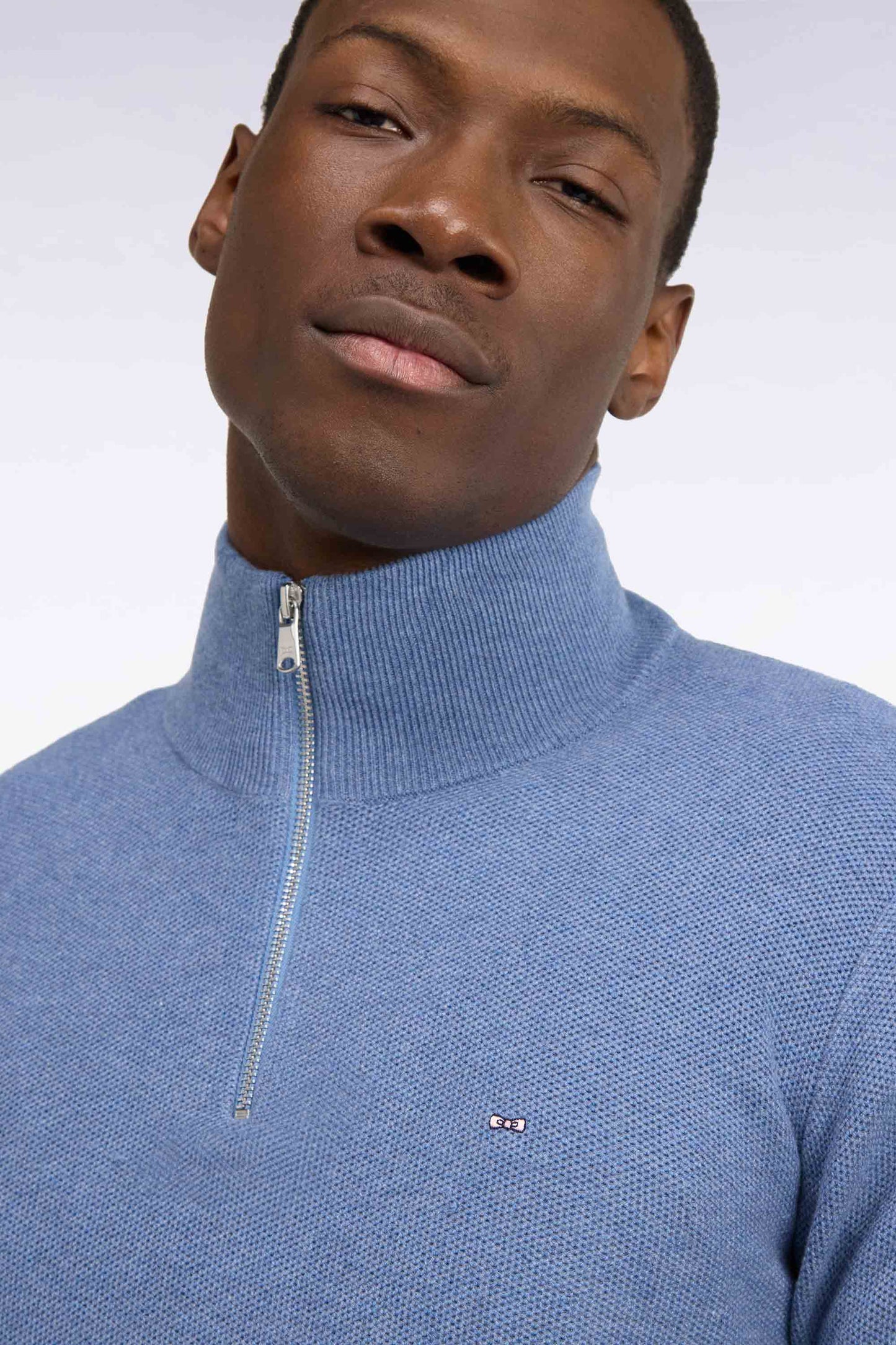 Pull col camionneur en coton bleu coupe droite