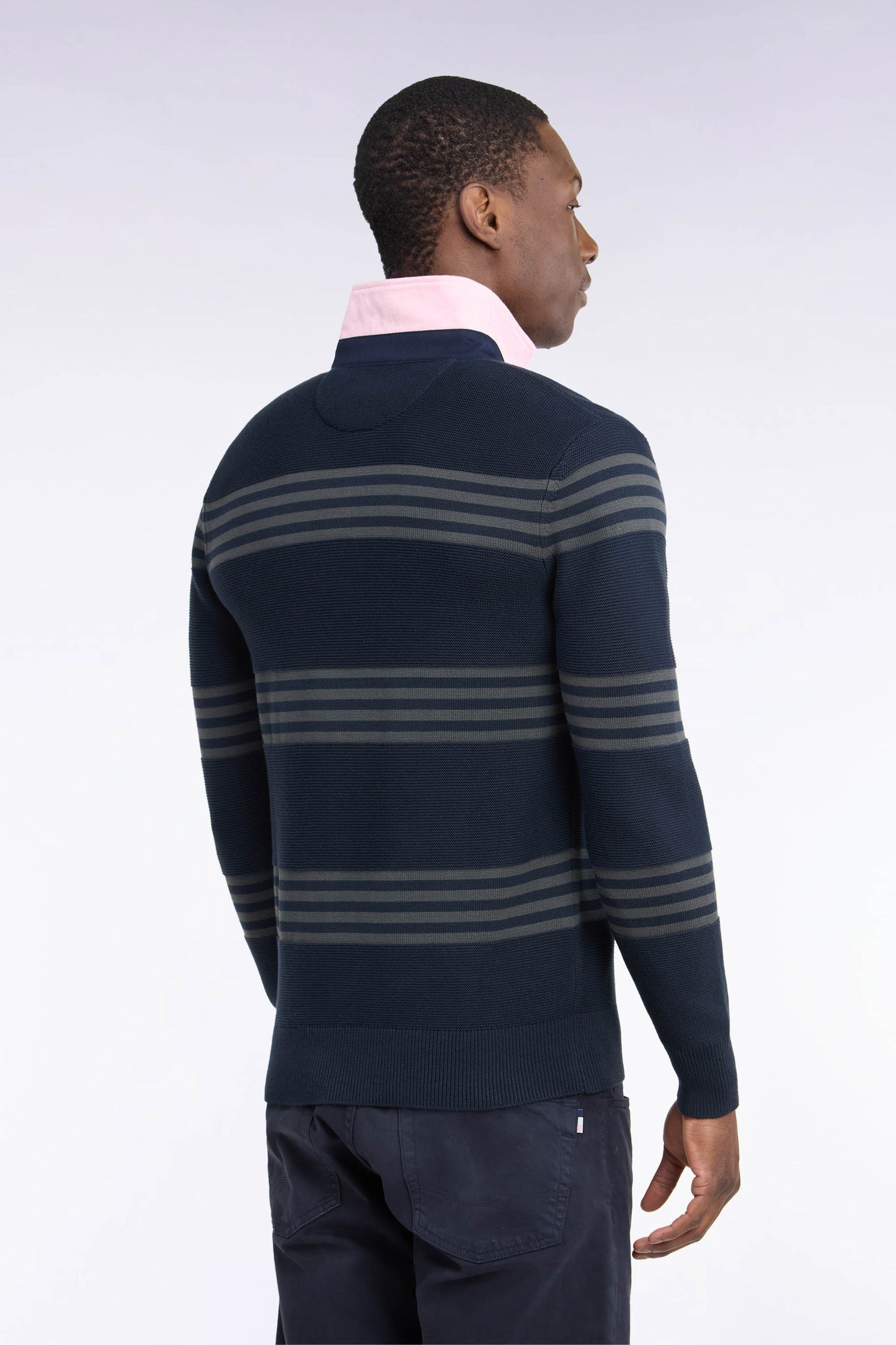 Pull à col maillot en coton kaki et marine coupe droite
