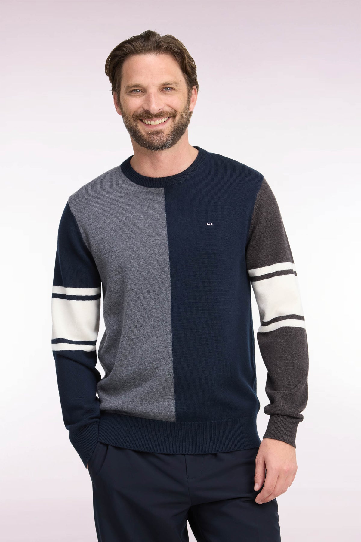 Round-neck sweater with vertical cutout in tricolor merino wool jersey