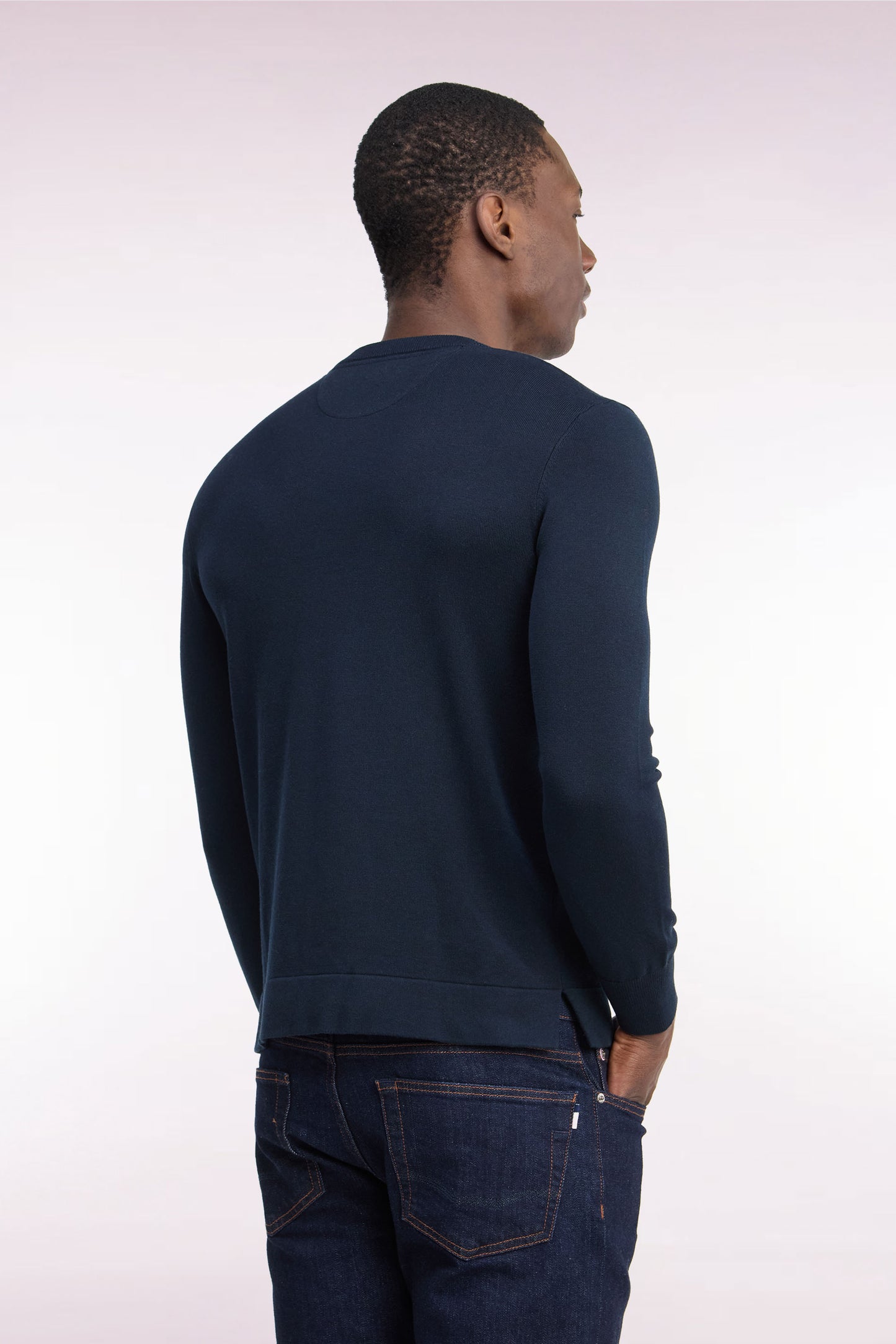 Pull à col rond en coton et viscose marine coupe droite