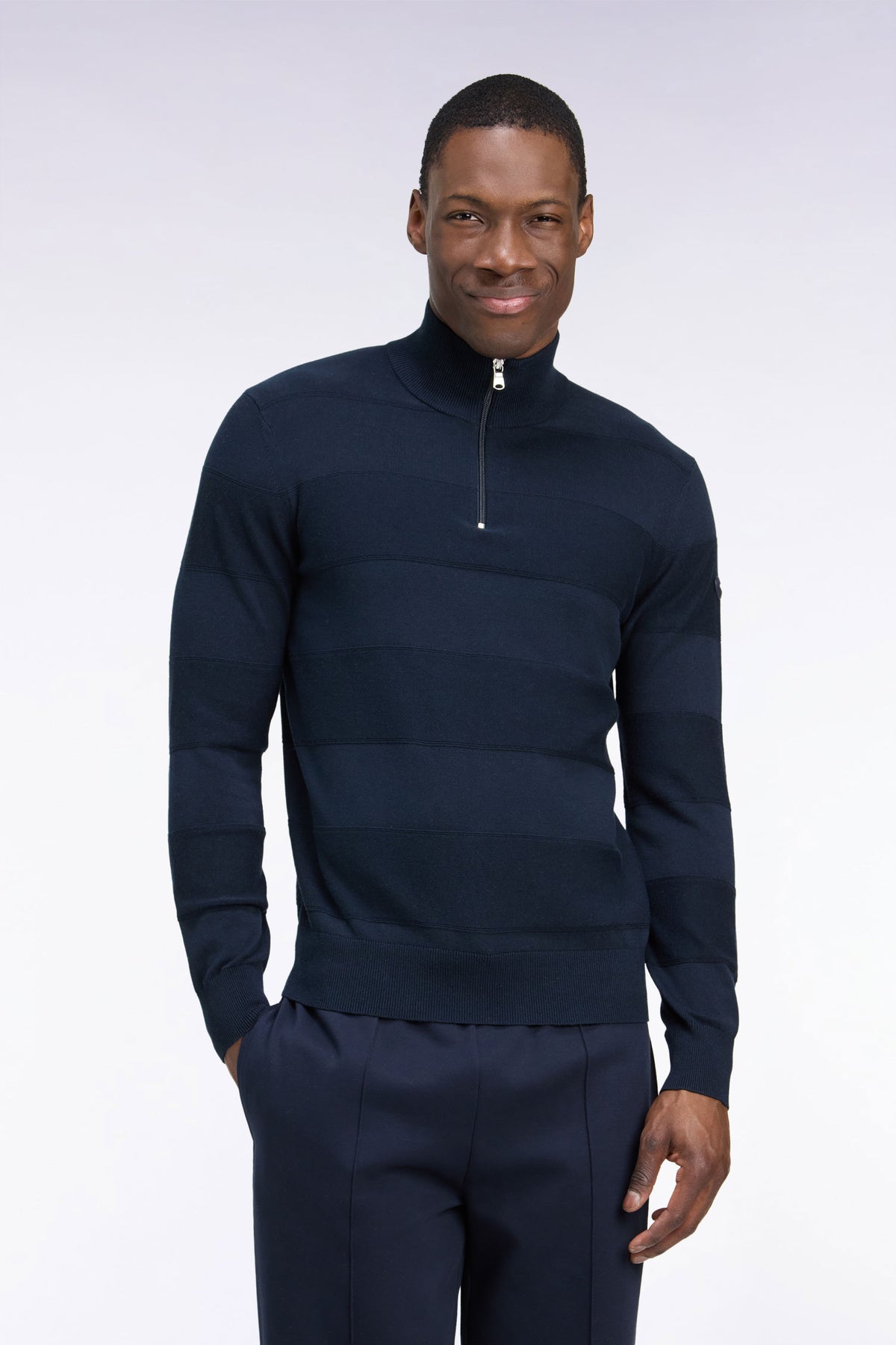 Golf sweater with zipped high collar in cotton and navy viscose, straight cut