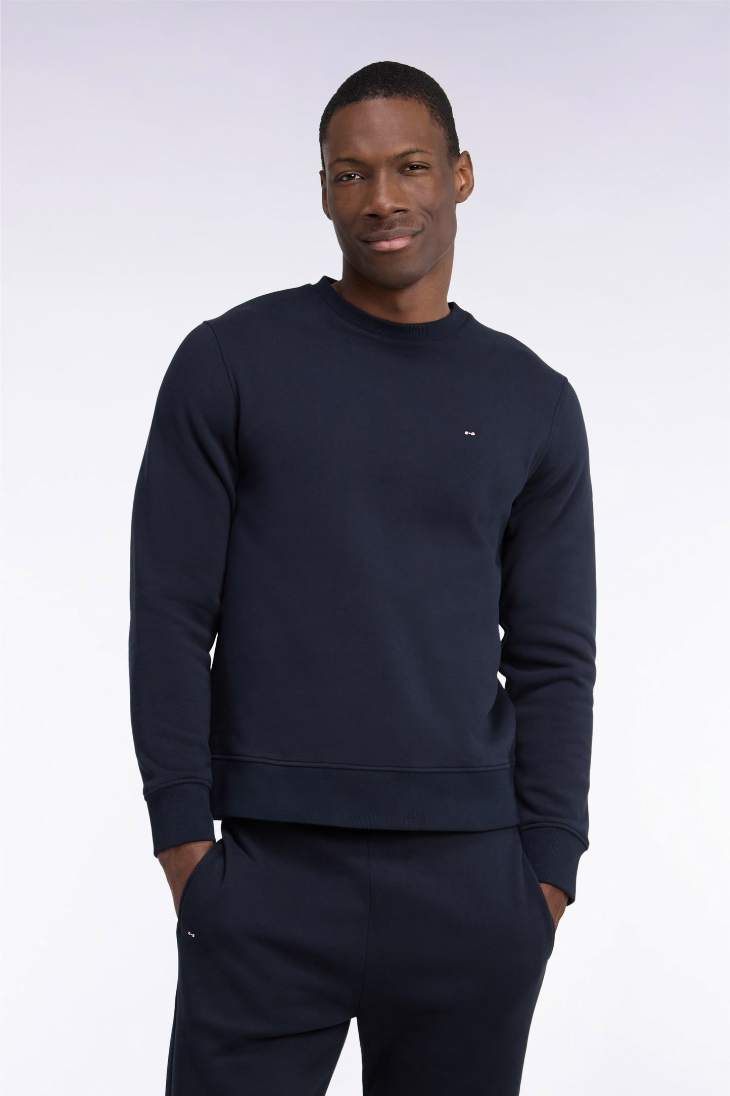 Sweatshirt col rond en molleton coton marine coupe droite