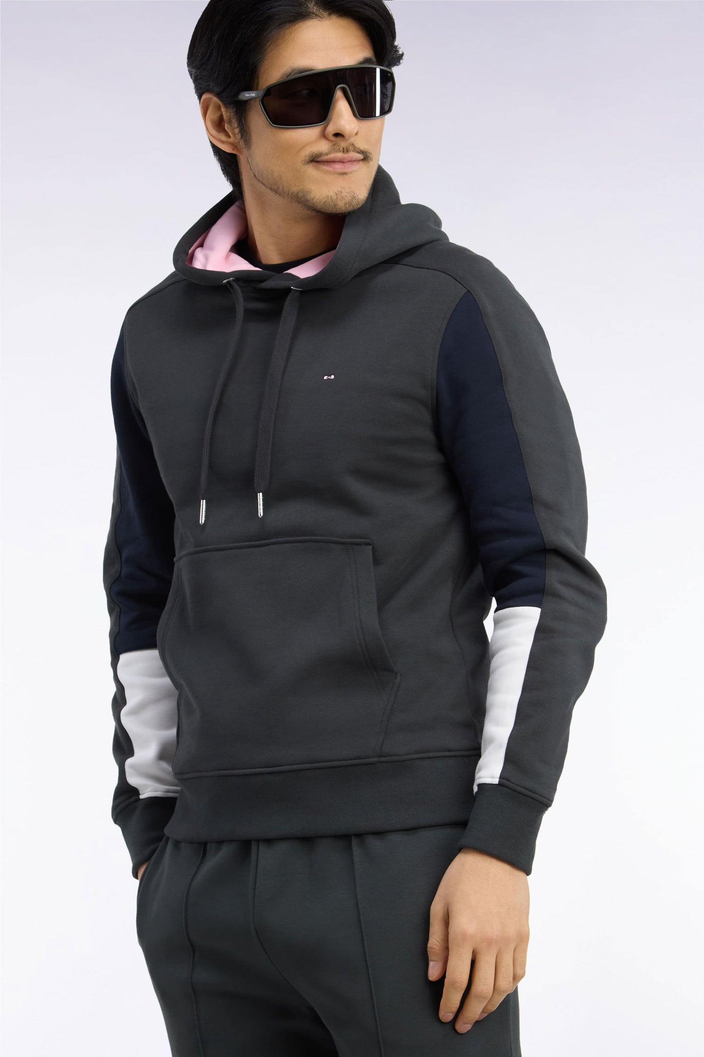 Sweatshirt à capuche en coton kaki à découpes de manches coupe droite