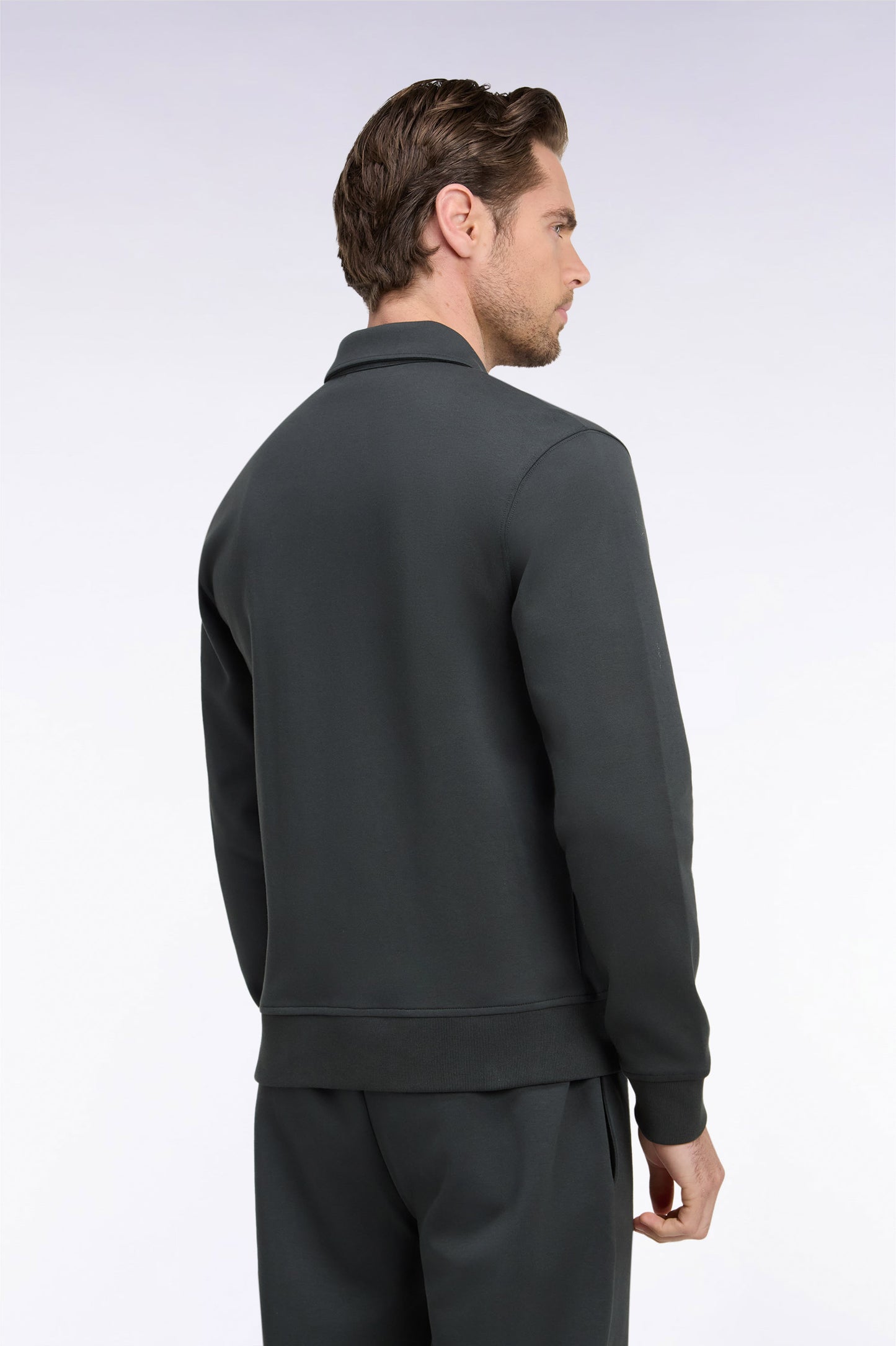 Sweatshirt zippé à col polo en coton kaki coupe droite