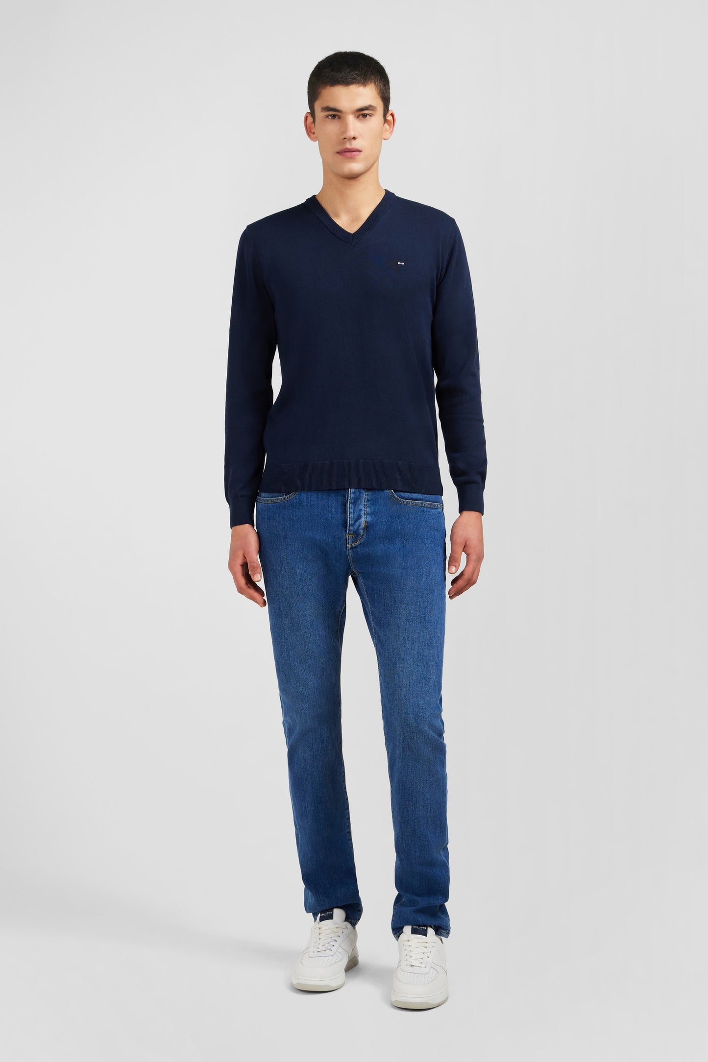 Navy blue V-neck cotton jersey jumper