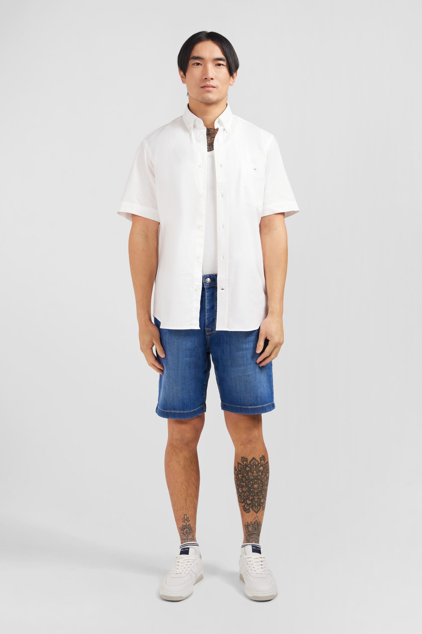 Short sleeved white cotton shirt