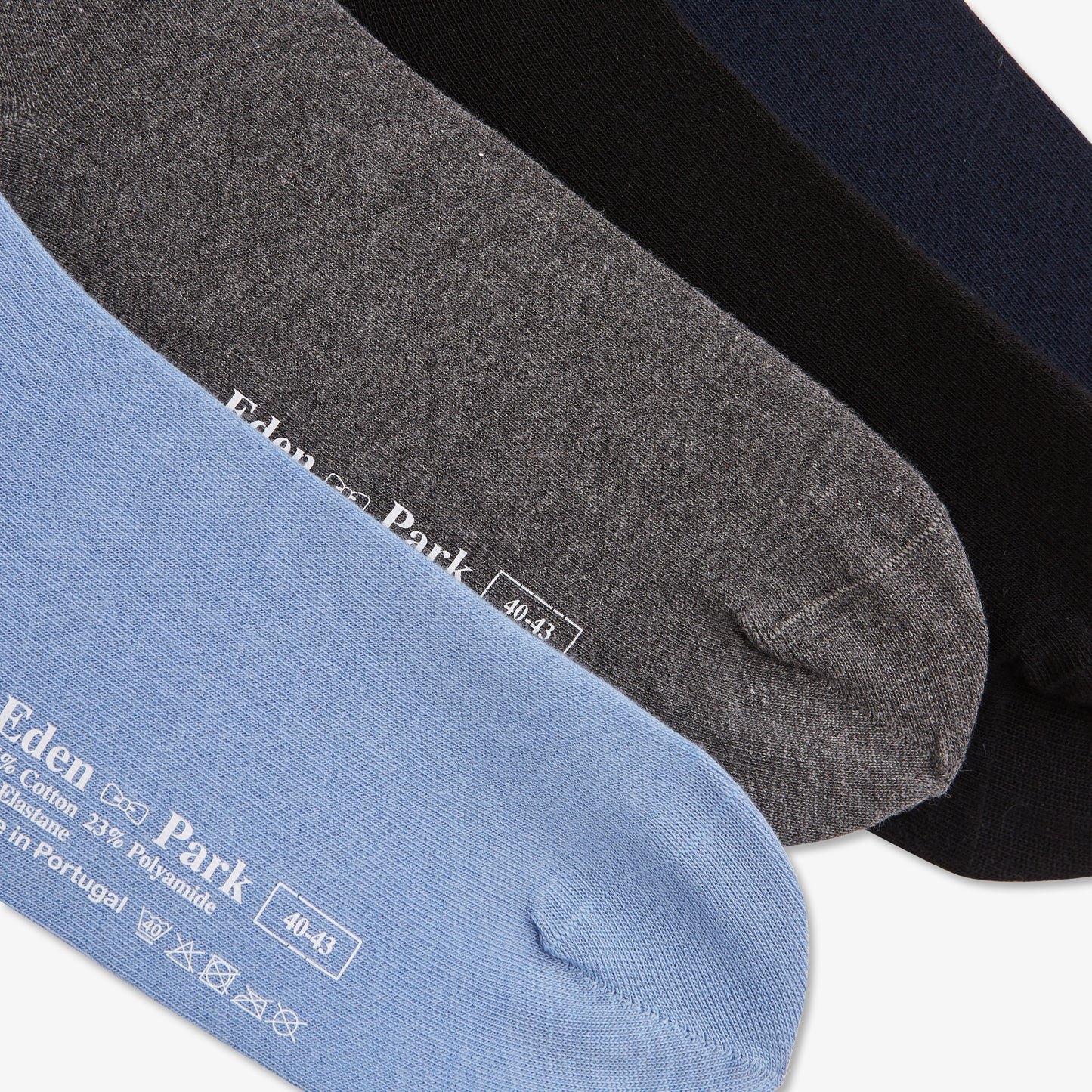 Coffret de quatre paires de chaussettes unies