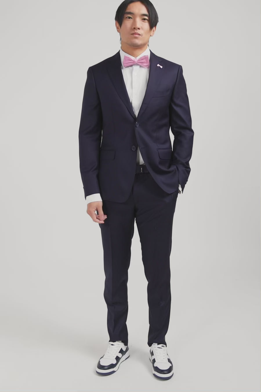 Slim-fit suit in navy blue wool