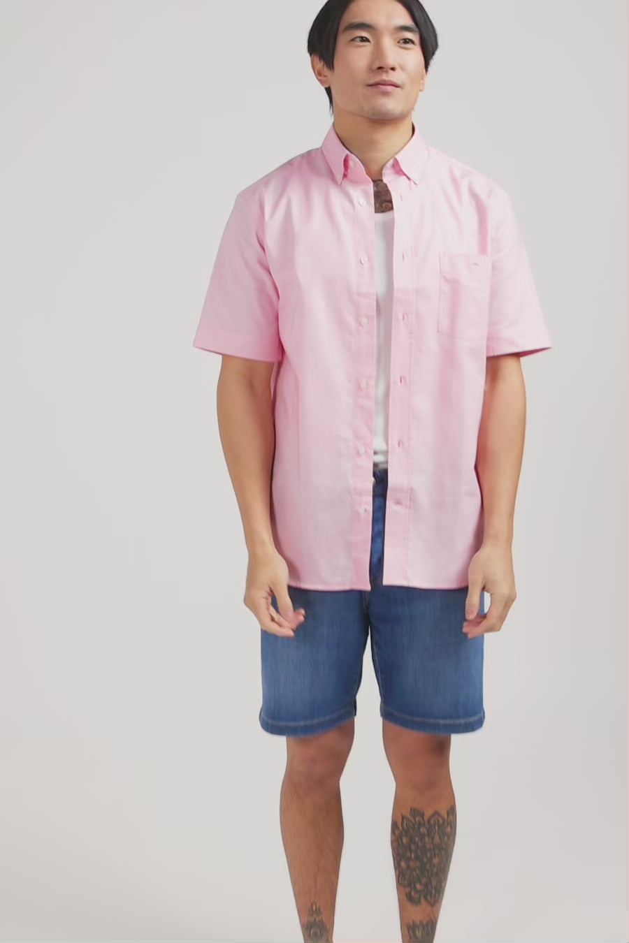 Short sleeved pink cotton shirt