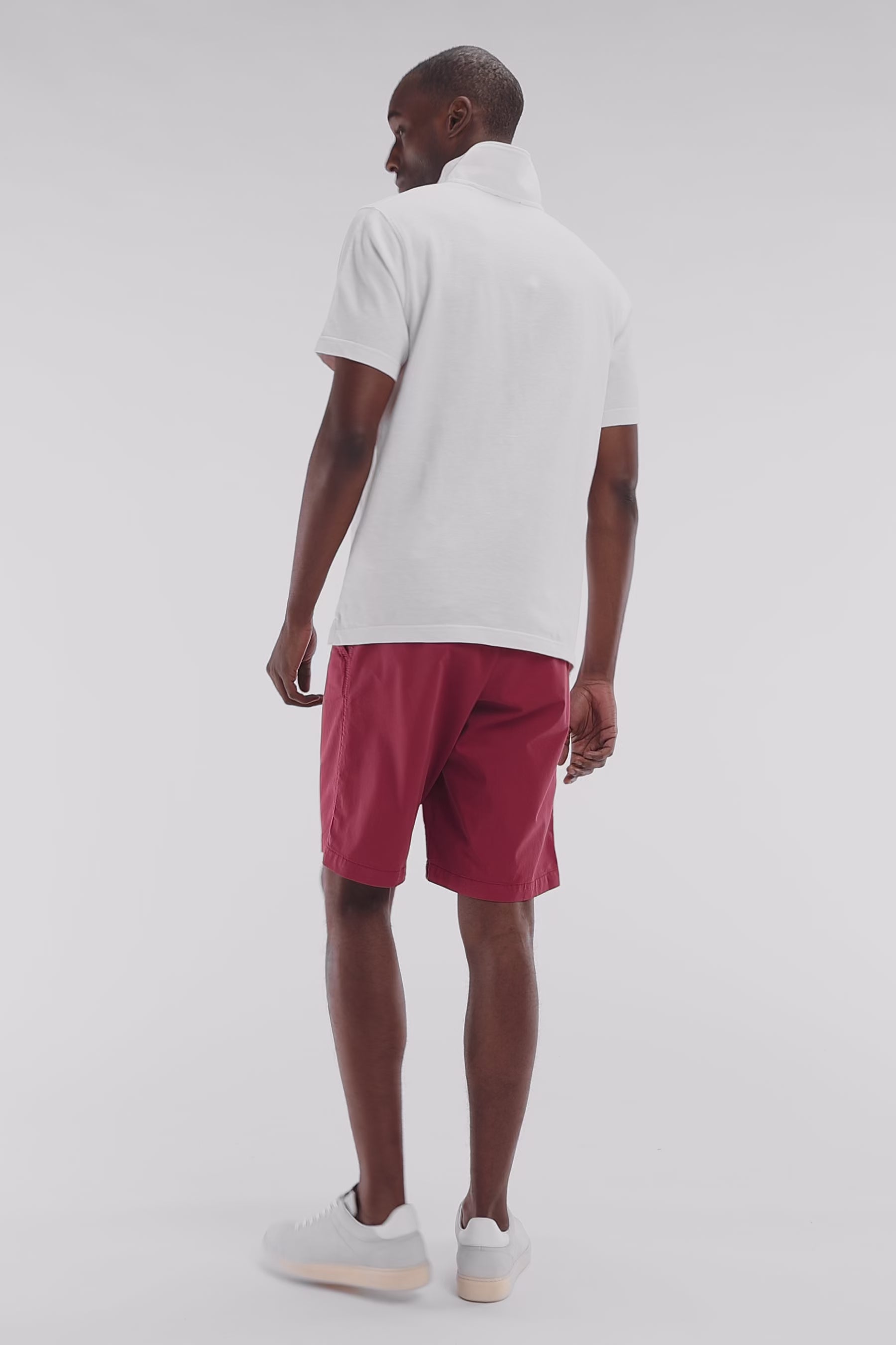 Bermuda chino en coton stretch rouge coupe droite